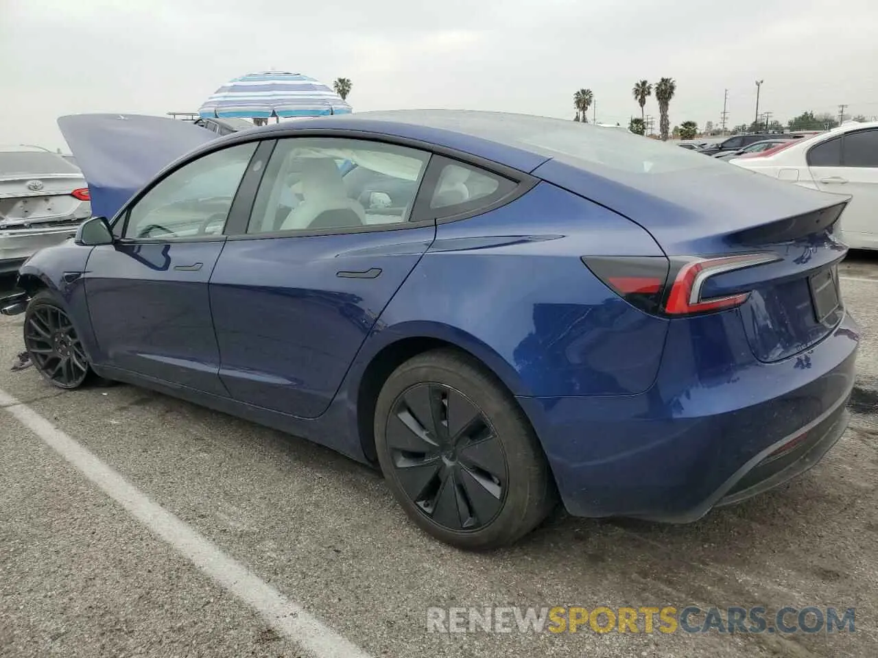 2 fotografías del automóvil dañado 5YJ3E1EA7RF771270 TESLA MODEL 3 2024