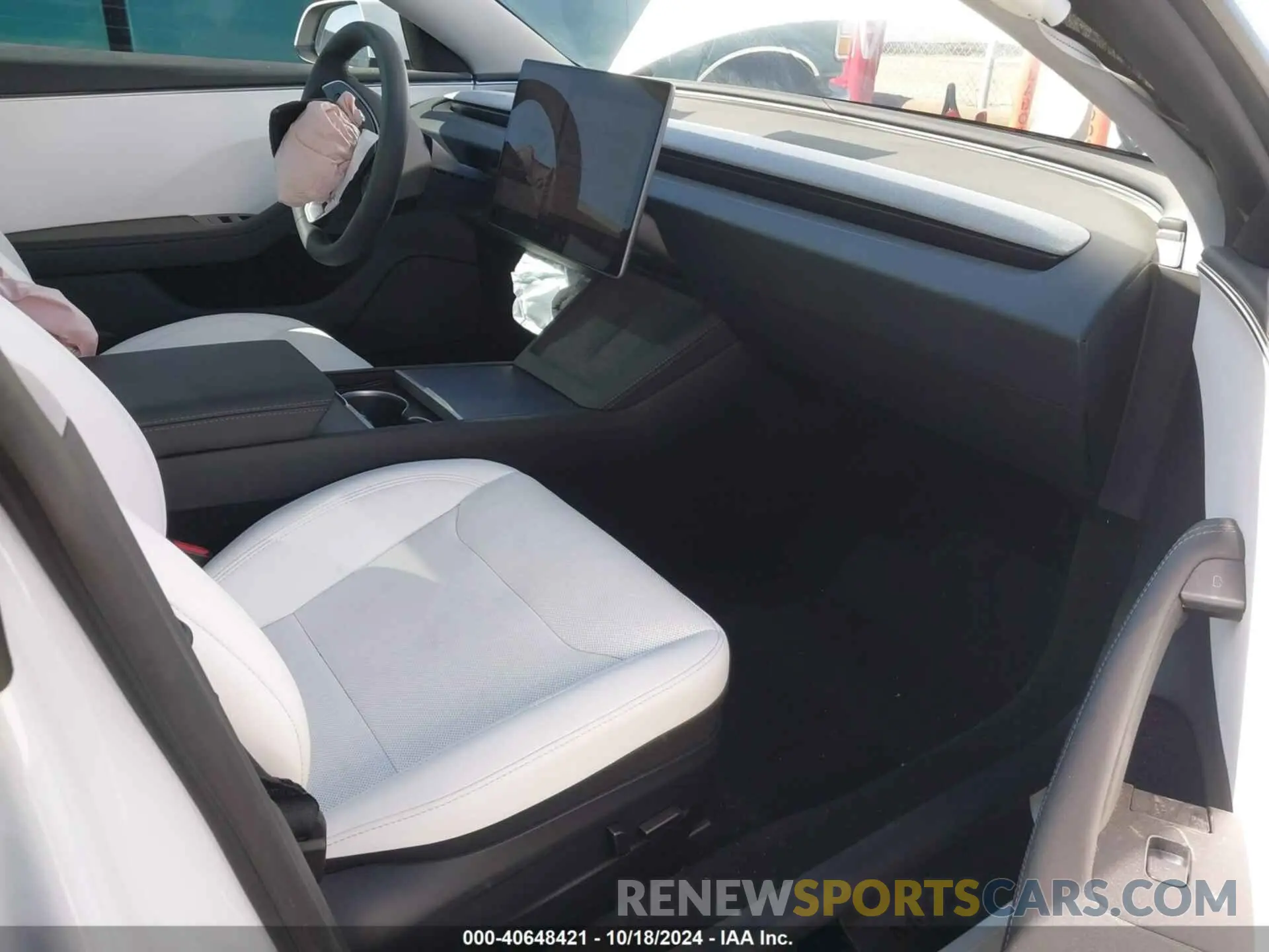 5 fotografías del automóvil dañado 5YJ3E1EA7RF812528 TESLA MODEL 3 2024