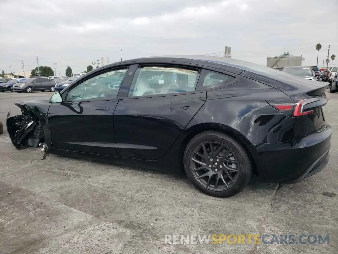 2 fotografías del automóvil dañado 5YJ3E1EA7RF815798 TESLA MODEL 3 2024