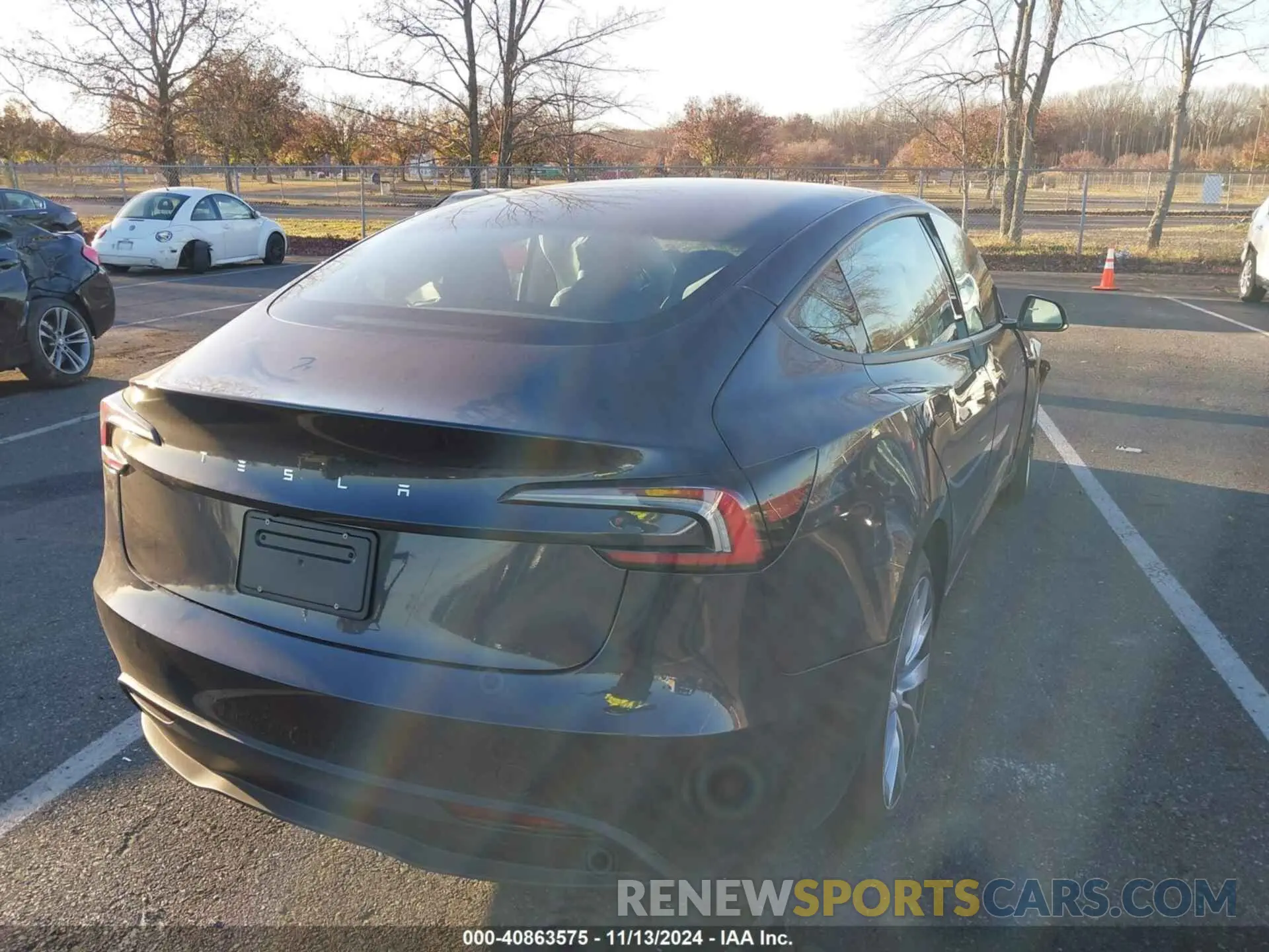 4 fotografías del automóvil dañado 5YJ3E1EA7RF853483 TESLA MODEL 3 2024