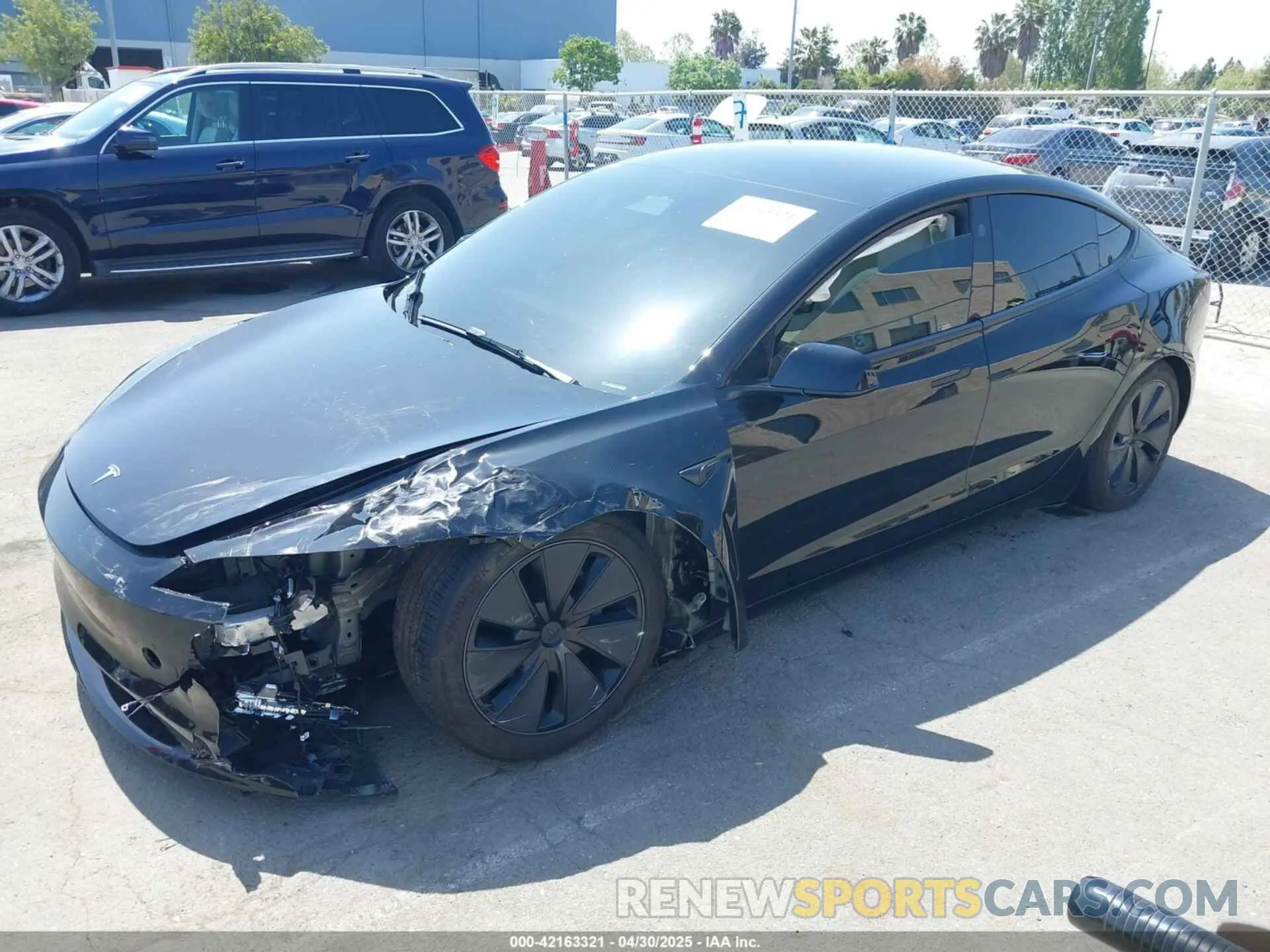 2 fotografías del automóvil dañado 5YJ3E1EA7RF868520 TESLA MODEL 3 2024