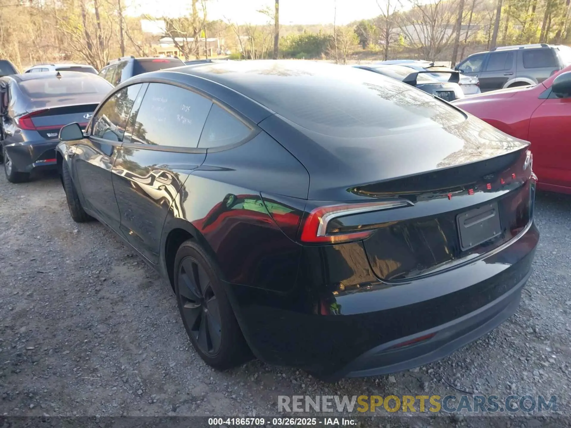 3 fotografías del automóvil dañado 5YJ3E1EA8RF728301 TESLA MODEL 3 2024