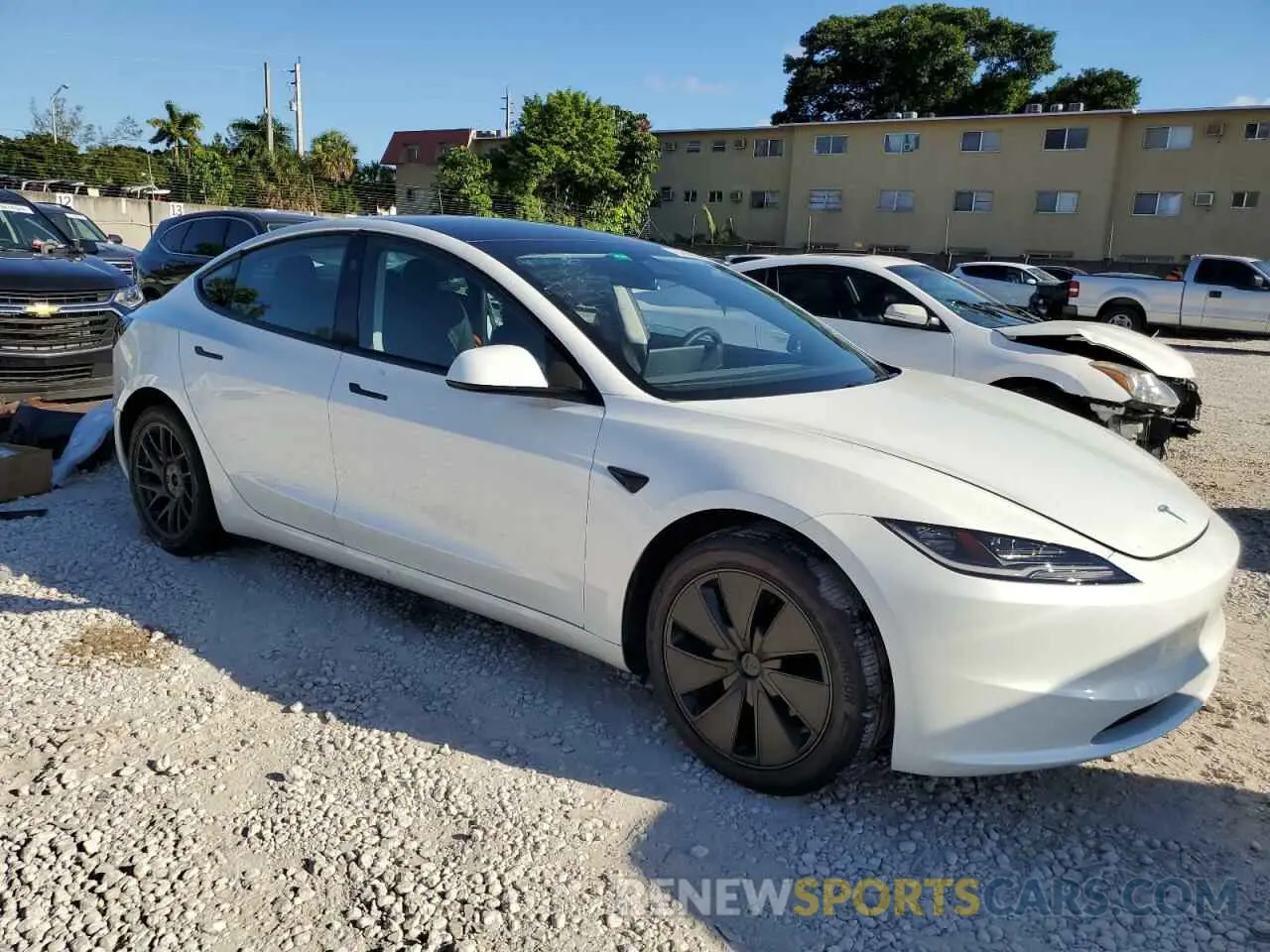 4 fotografías del automóvil dañado 5YJ3E1EA8RF732820 TESLA MODEL 3 2024