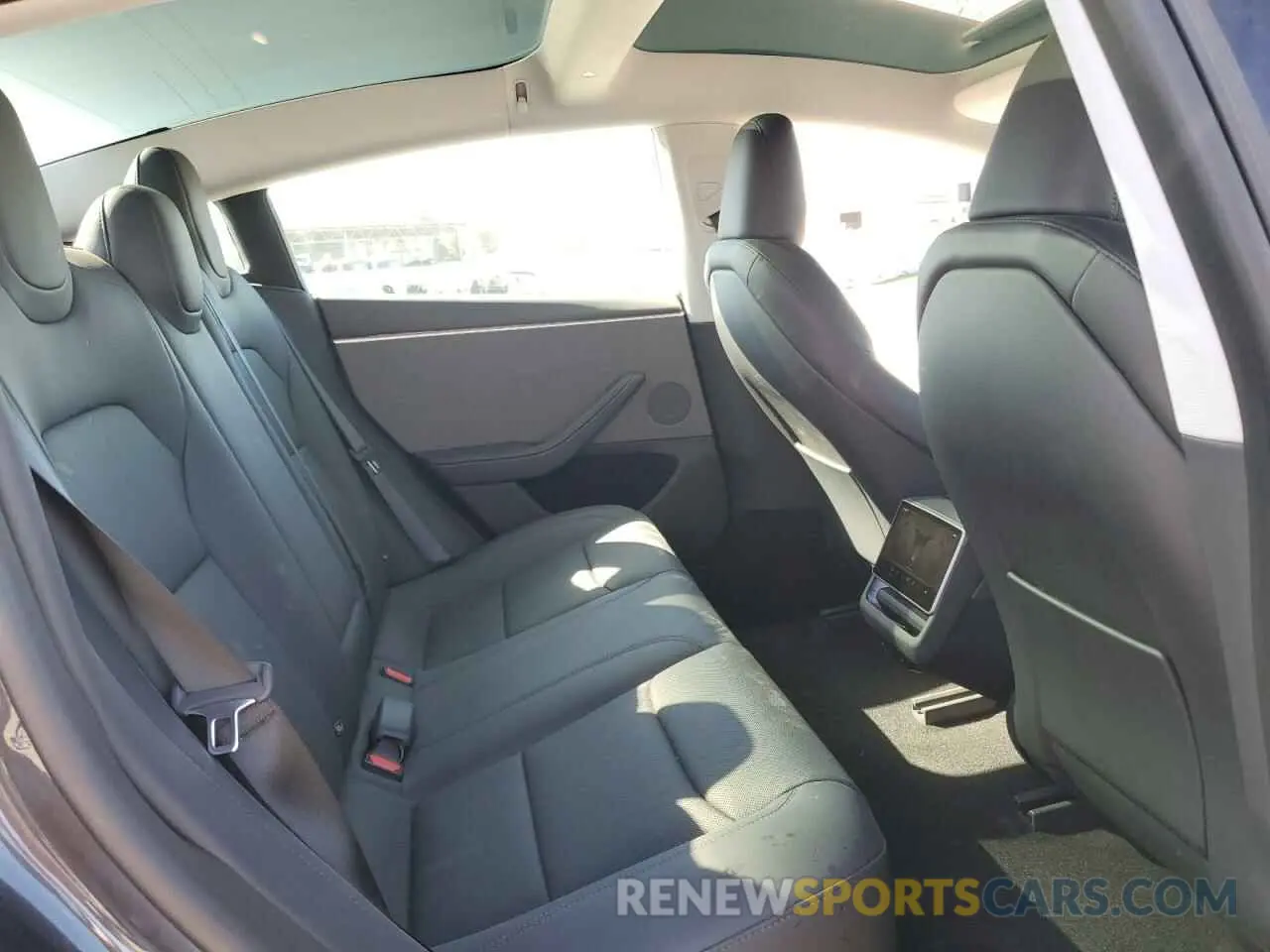10 fotografías del automóvil dañado 5YJ3E1EA8RF741761 TESLA MODEL 3 2024
