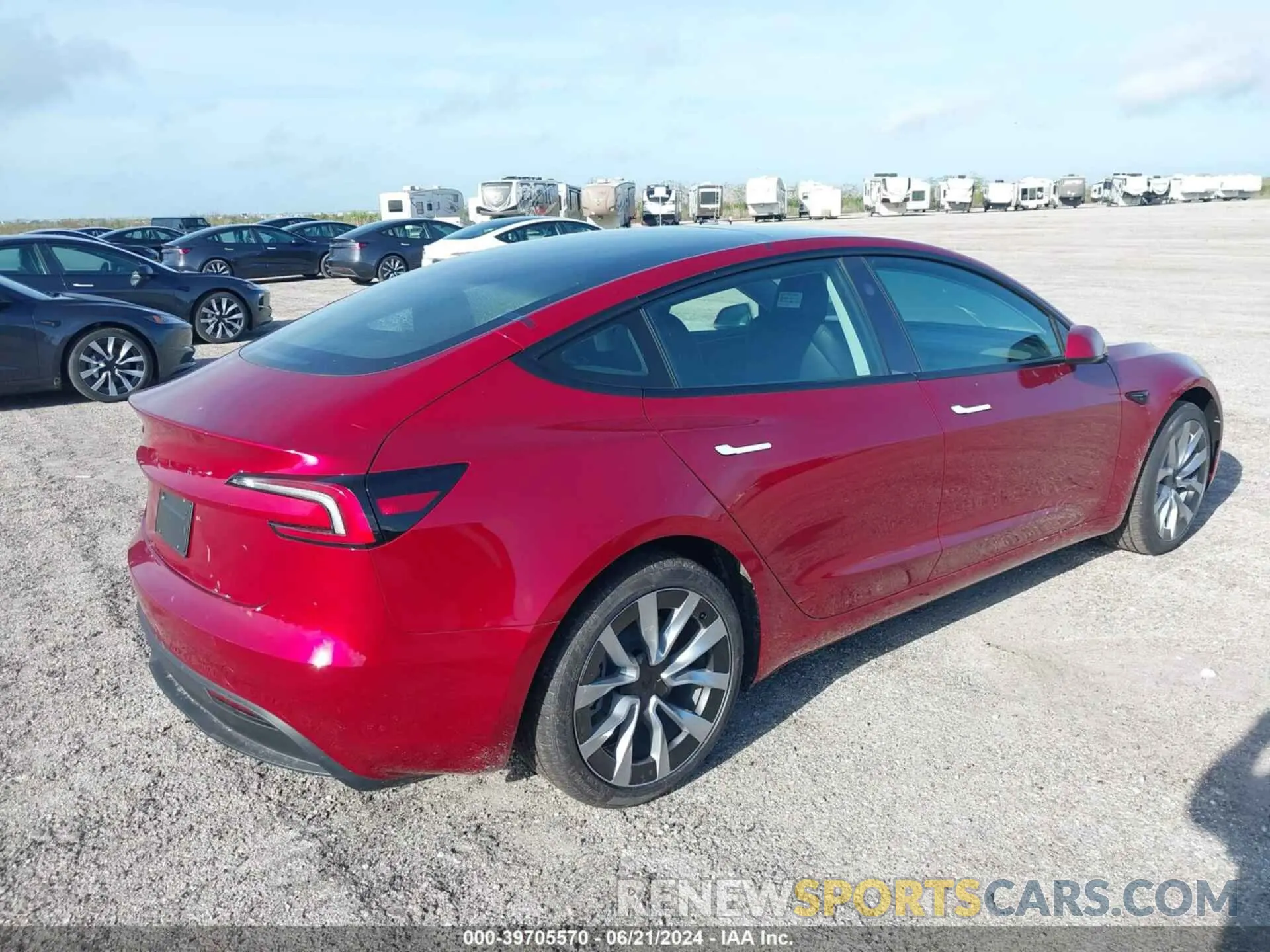 4 fotografías del automóvil dañado 5YJ3E1EA8RF752663 TESLA MODEL 3 2024