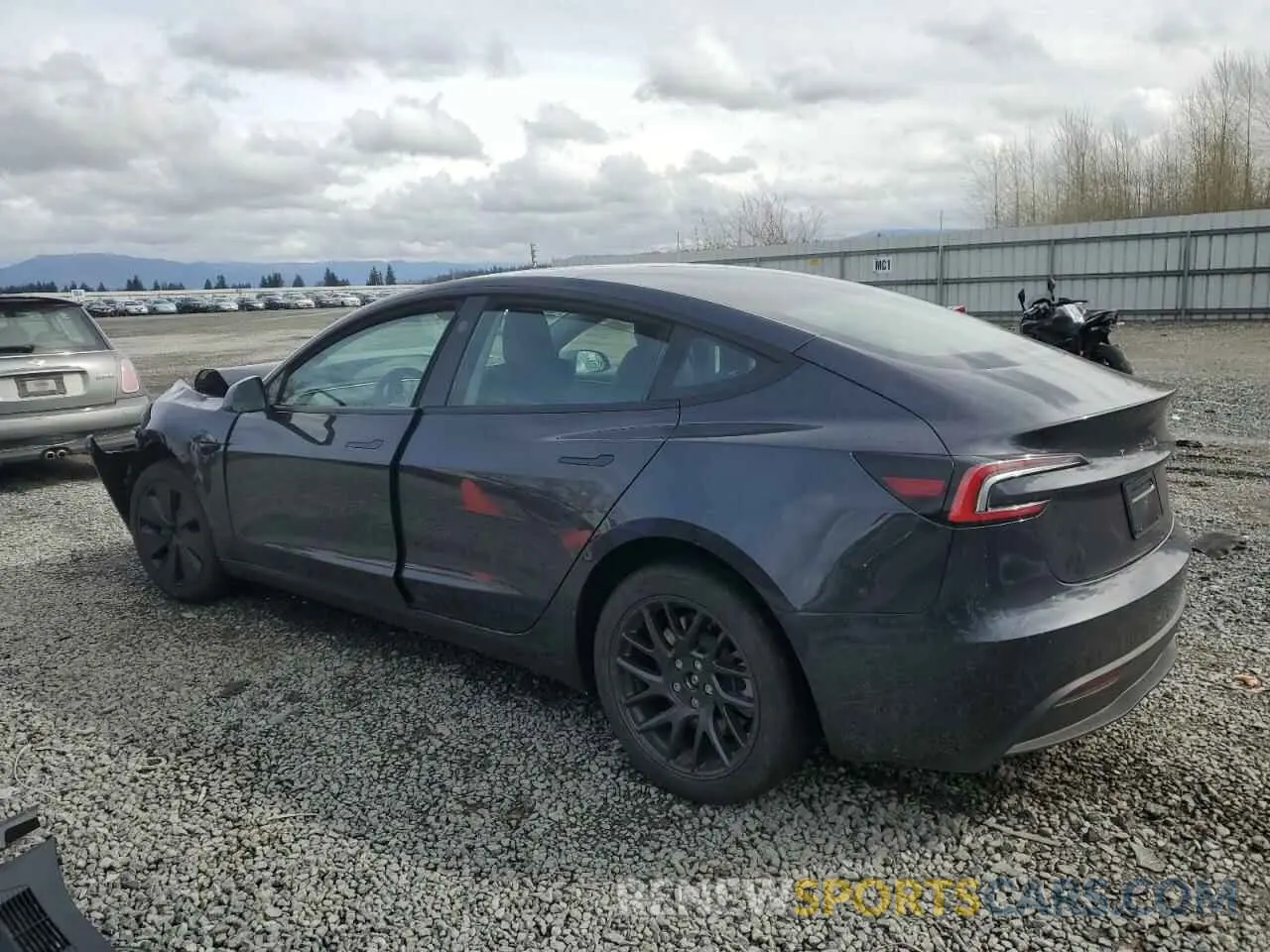 2 fotografías del automóvil dañado 5YJ3E1EA8RF864038 TESLA MODEL 3 2024