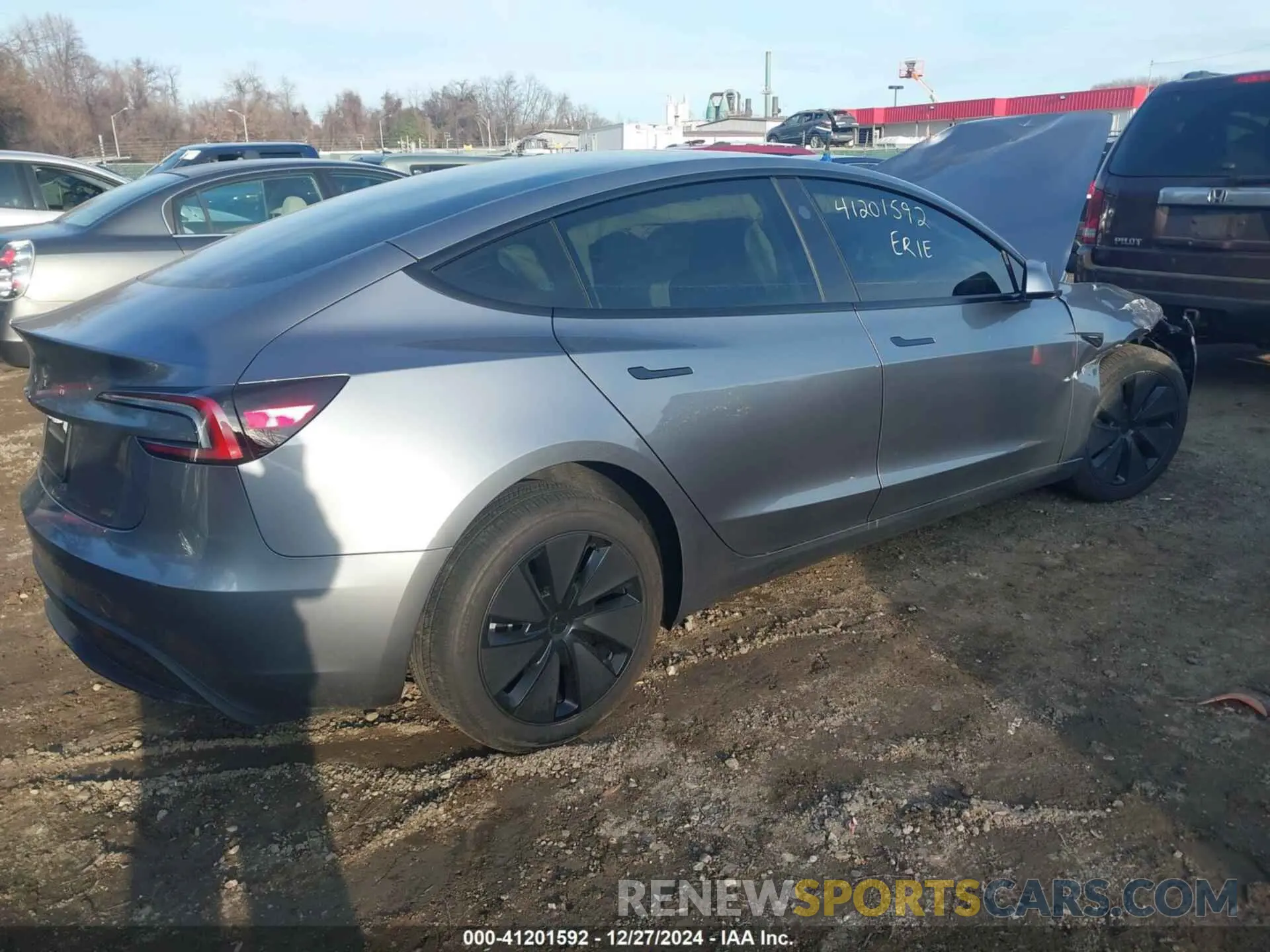 4 fotografías del automóvil dañado 5YJ3E1EA8RF869143 TESLA MODEL 3 2024