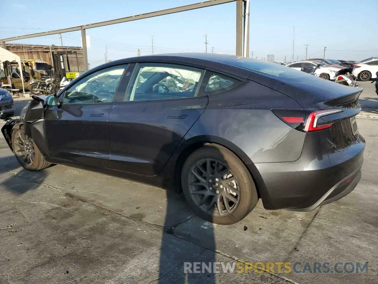 2 fotografías del automóvil dañado 5YJ3E1EA9RF728680 TESLA MODEL 3 2024