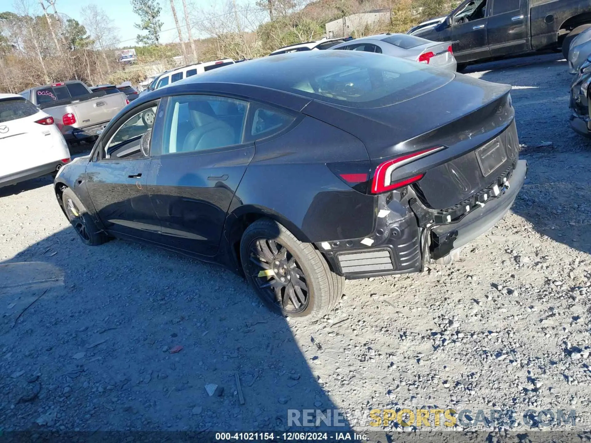 3 fotografías del automóvil dañado 5YJ3E1EA9RF741395 TESLA MODEL 3 2024