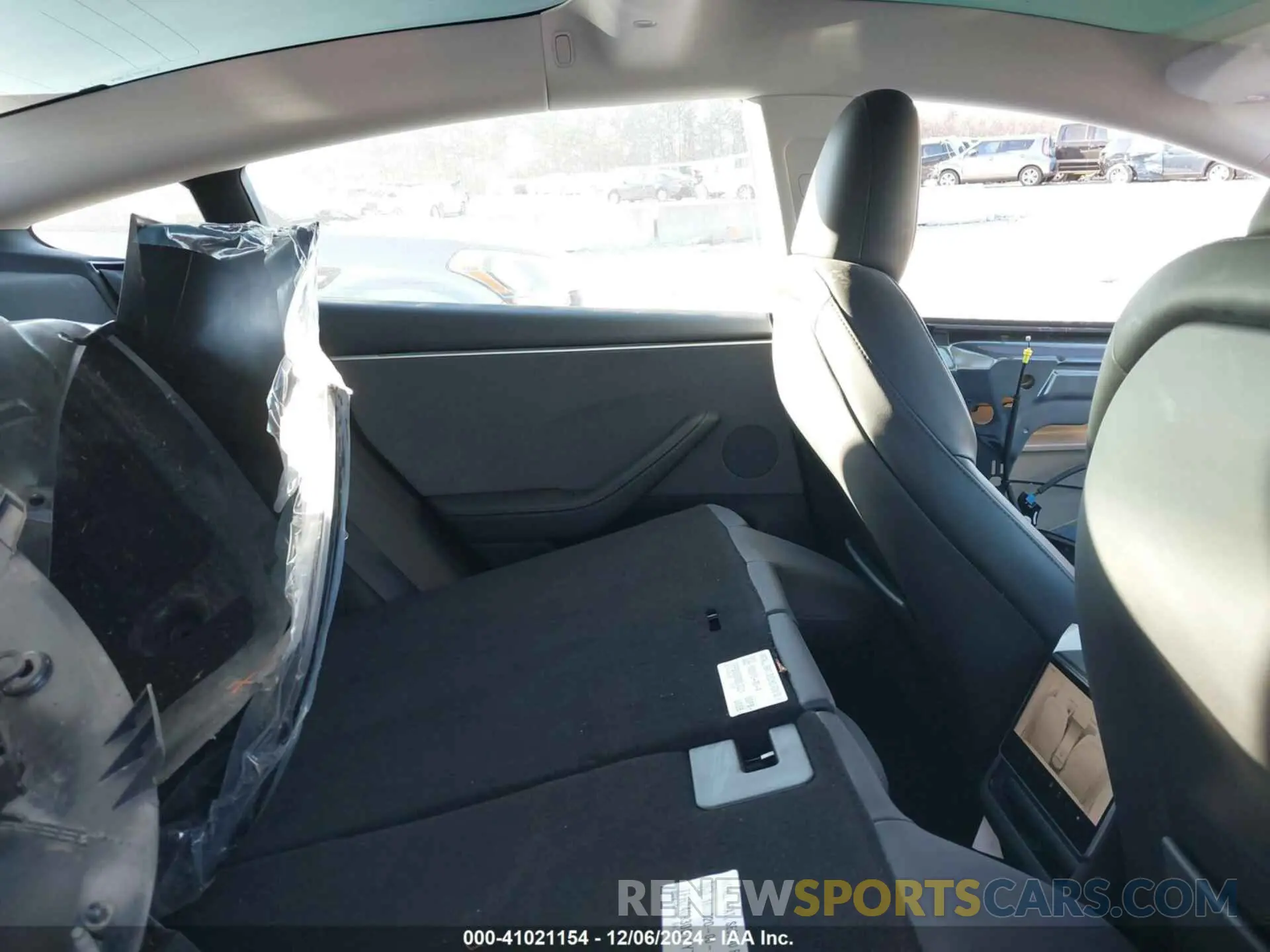 8 fotografías del automóvil dañado 5YJ3E1EA9RF741395 TESLA MODEL 3 2024