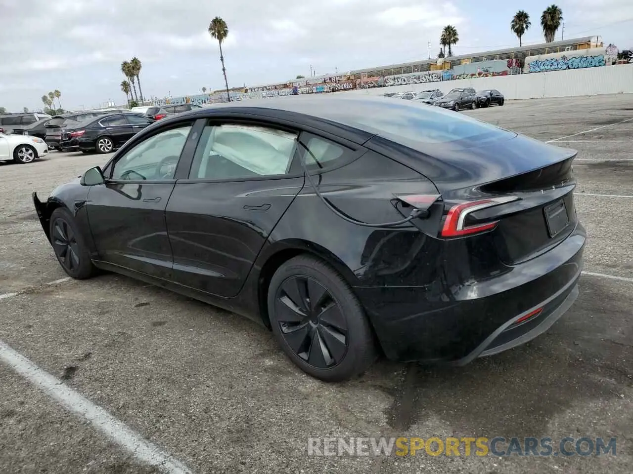 2 fotografías del automóvil dañado 5YJ3E1EA9RF745009 TESLA MODEL 3 2024