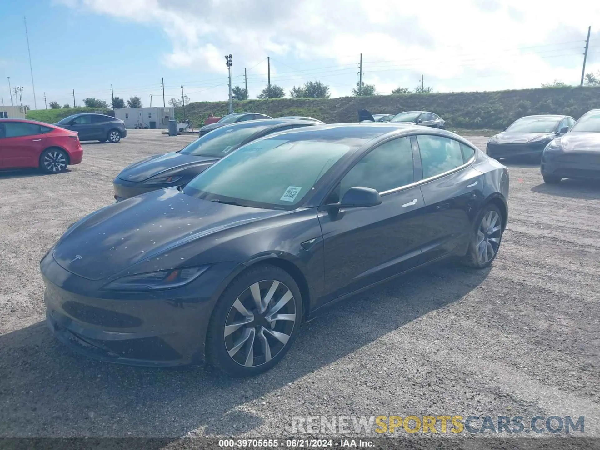 2 fotografías del automóvil dañado 5YJ3E1EA9RF752140 TESLA MODEL 3 2024