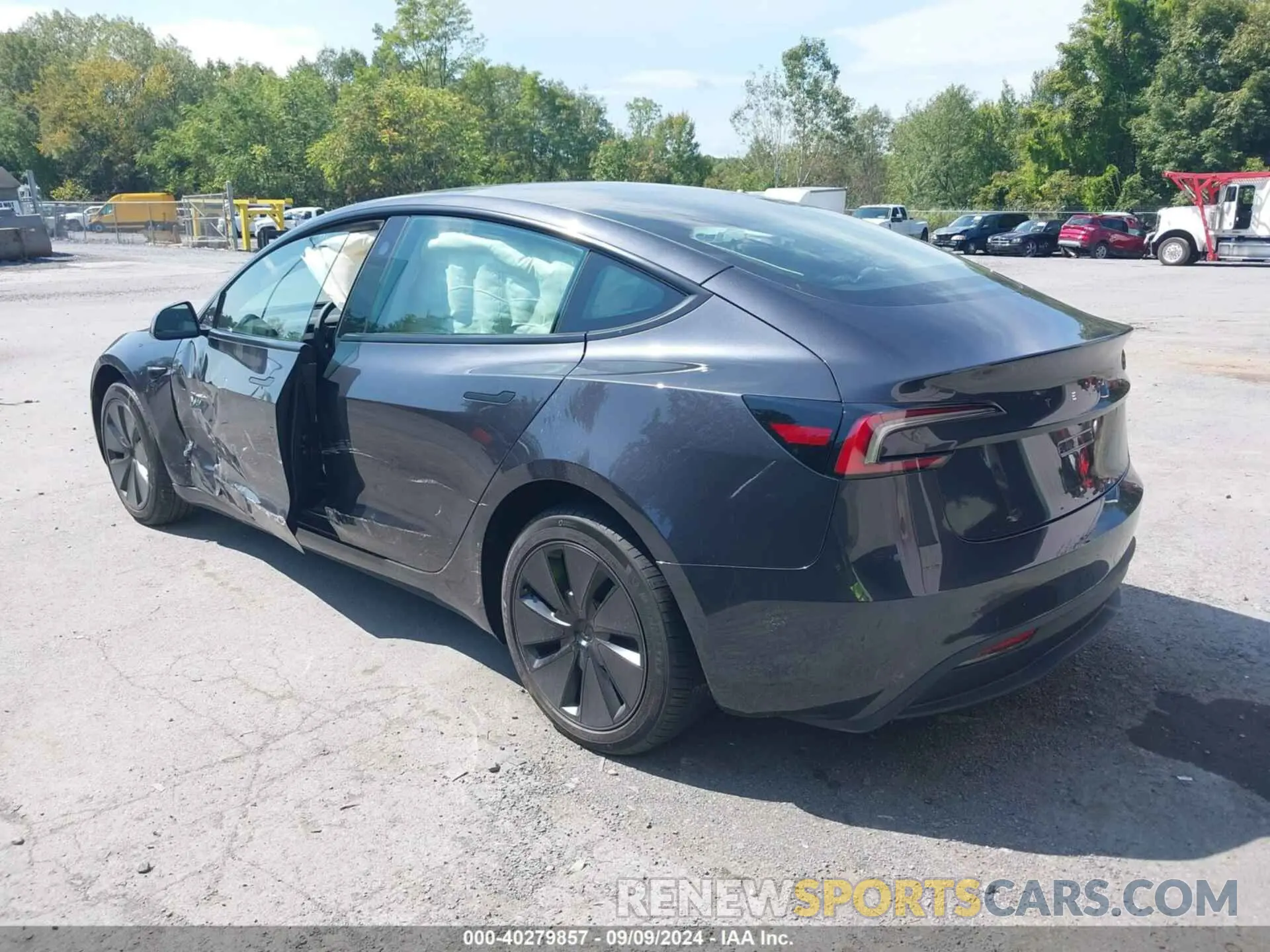 3 fotografías del automóvil dañado 5YJ3E1EA9RF772243 TESLA MODEL 3 2024