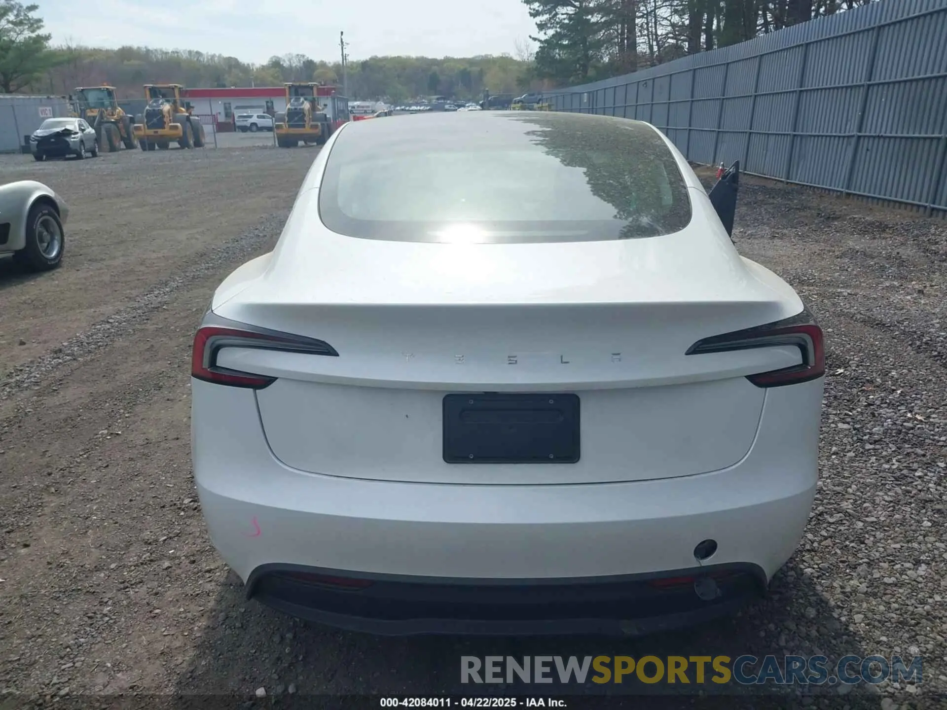 16 fotografías del automóvil dañado 5YJ3E1EA9RF828598 TESLA MODEL 3 2024