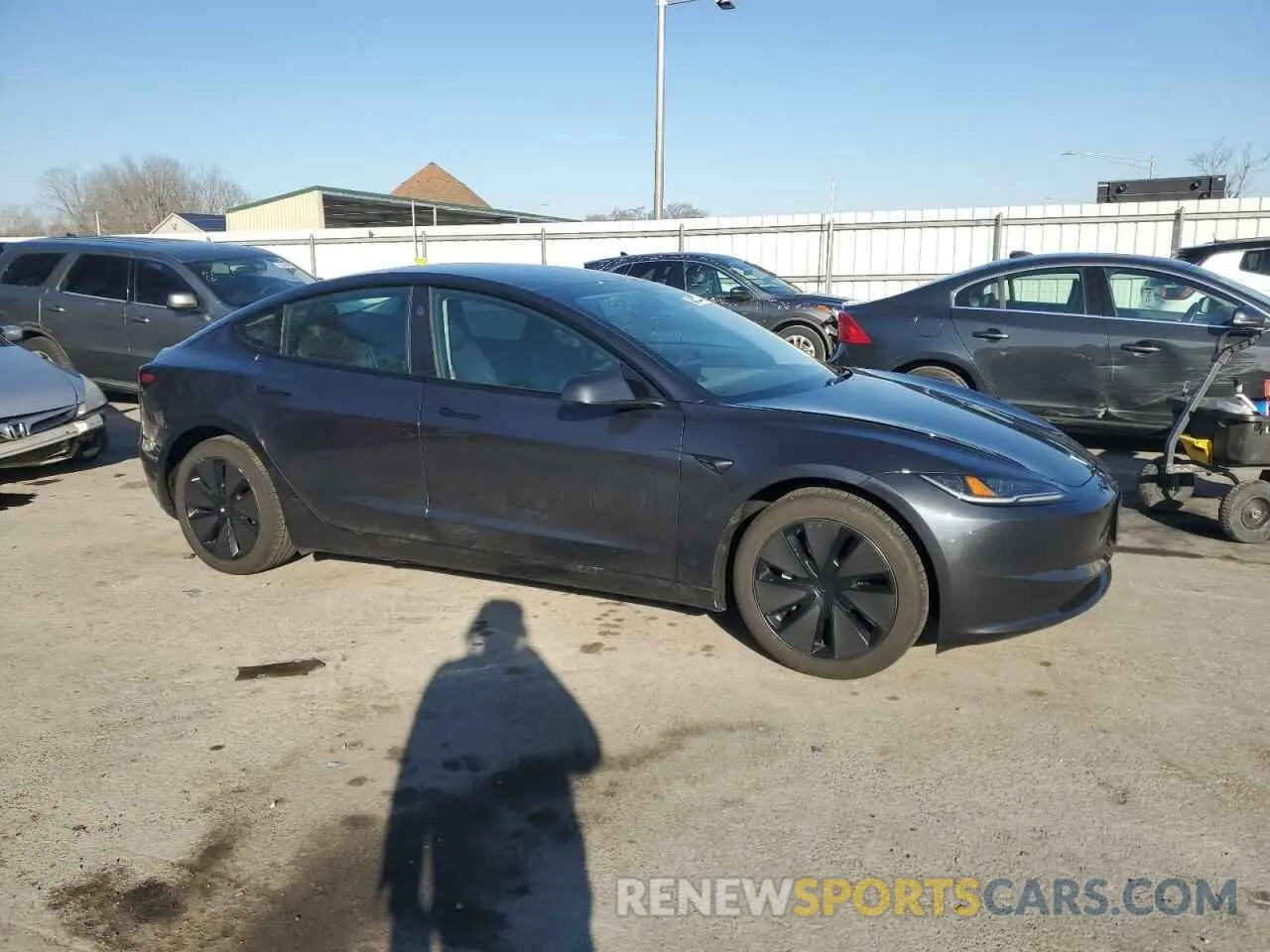 4 fotografías del automóvil dañado 5YJ3E1EA9RF855431 TESLA MODEL 3 2024