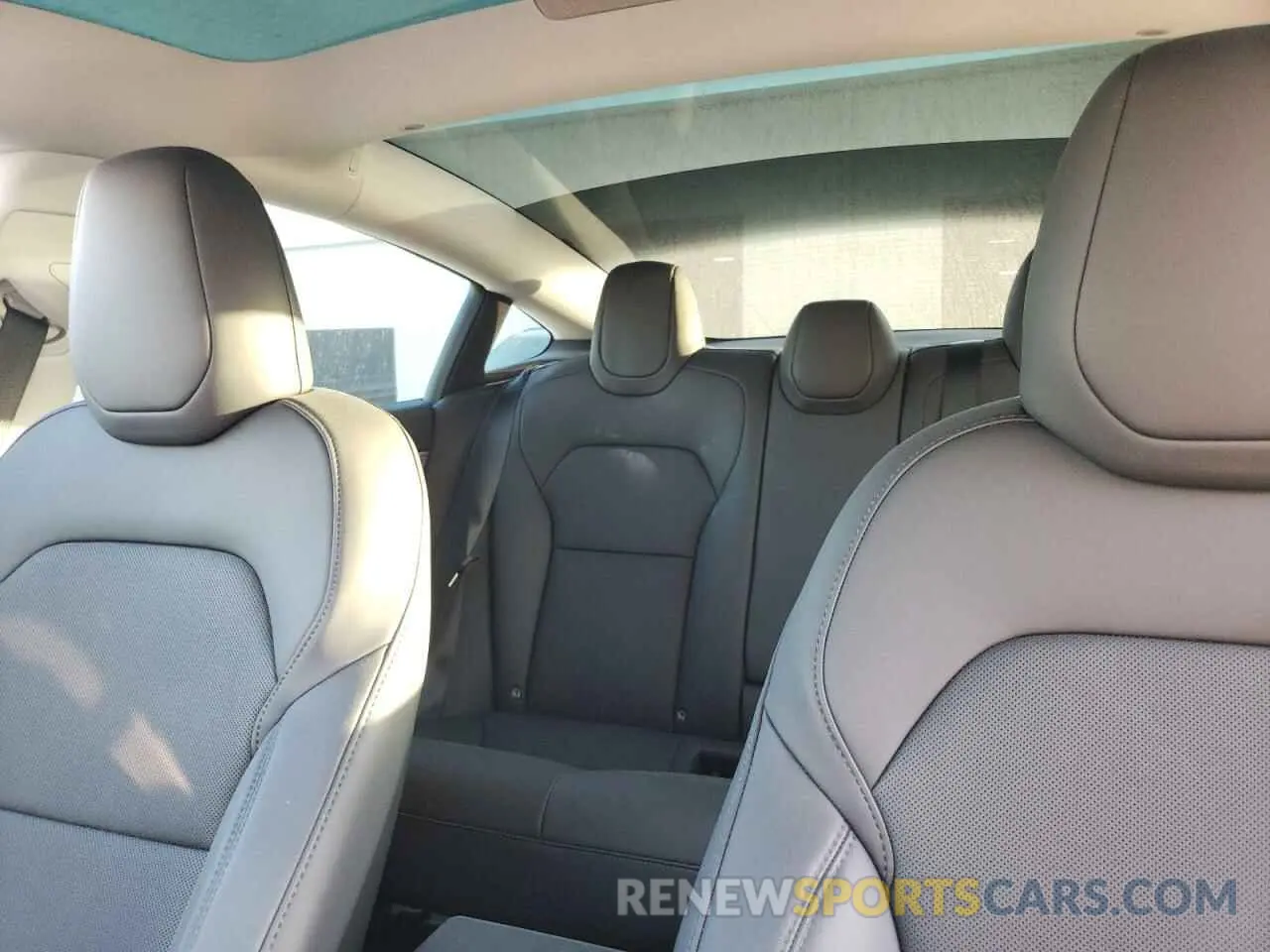 10 fotografías del automóvil dañado 5YJ3E1EAXRF738148 TESLA MODEL 3 2024