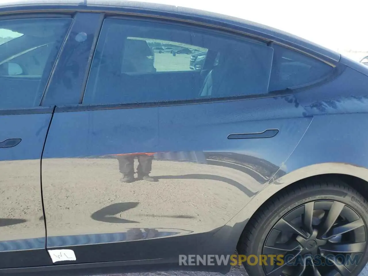 12 fotografías del automóvil dañado 5YJ3E1EAXRF766077 TESLA MODEL 3 2024