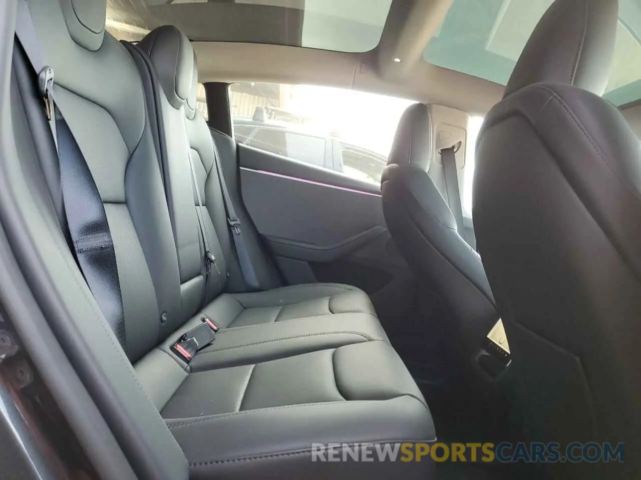 10 fotografías del automóvil dañado 5YJ3E1EAXRF782571 TESLA MODEL 3 2024