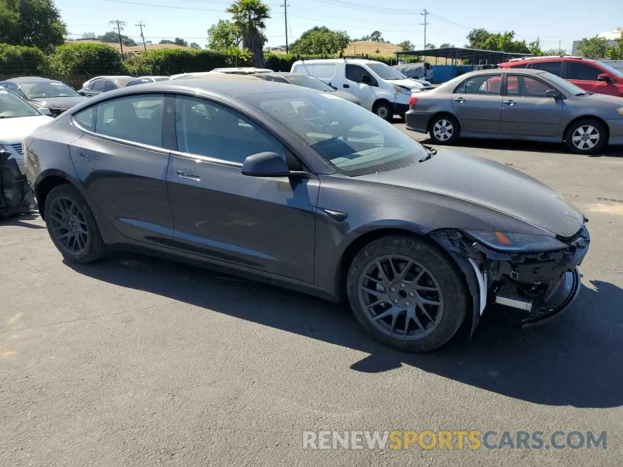 4 fotografías del automóvil dañado 5YJ3E1EAXRF826066 TESLA MODEL 3 2024