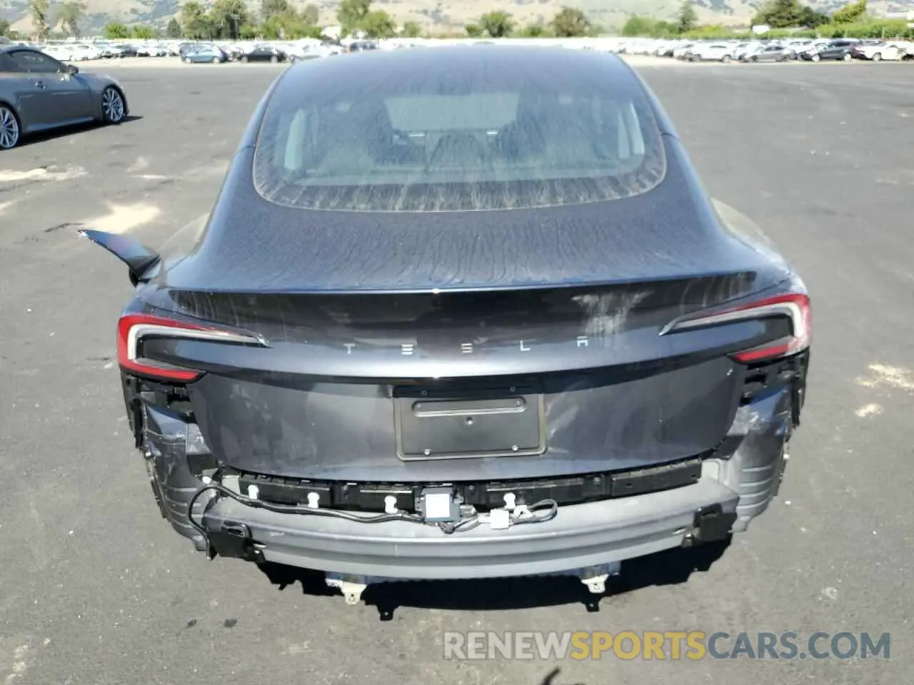 6 fotografías del automóvil dañado 5YJ3E1EAXRF826066 TESLA MODEL 3 2024