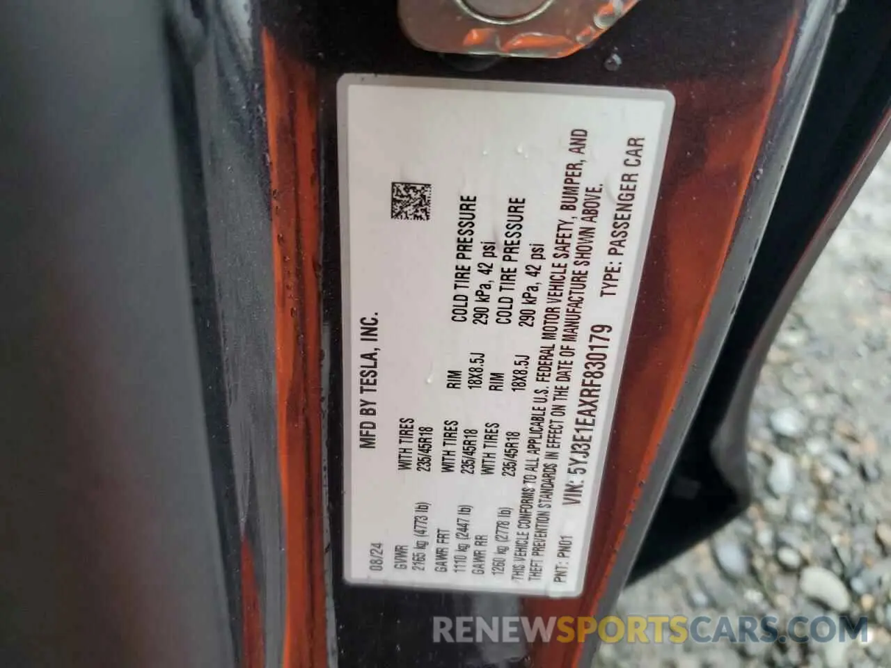12 fotografías del automóvil dañado 5YJ3E1EAXRF830179 TESLA MODEL 3 2024