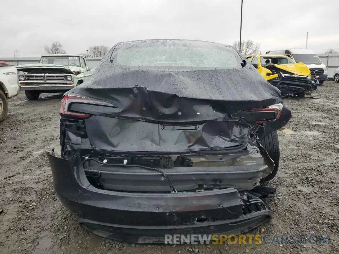 6 fotografías del automóvil dañado 5YJ3E1EAXRF830179 TESLA MODEL 3 2024