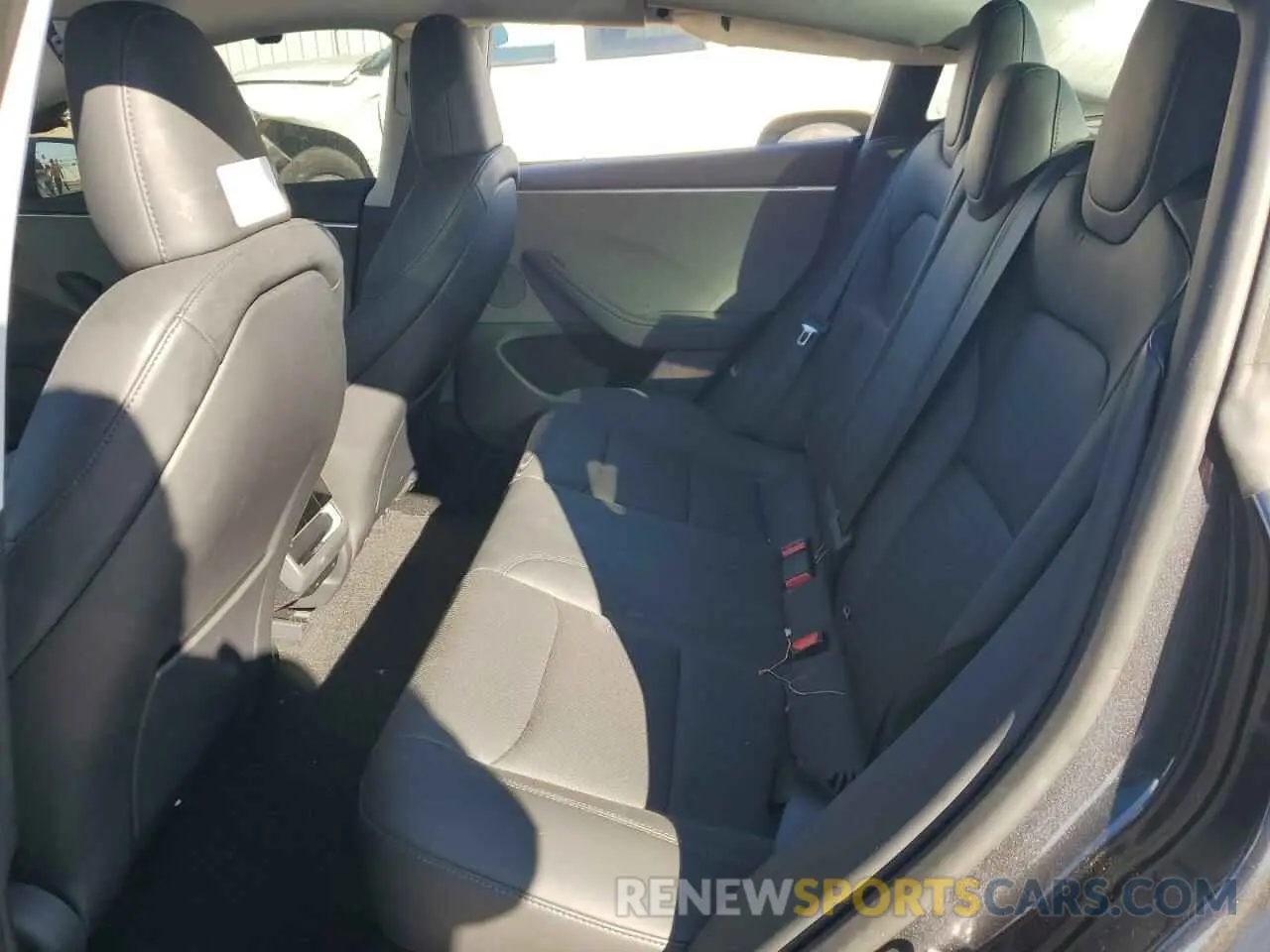 10 fotografías del automóvil dañado 5YJ3E1EAXRF834779 TESLA MODEL 3 2024