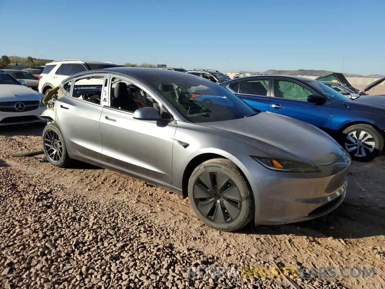 4 fotografías del automóvil dañado 5YJ3E1EAXRF857849 TESLA MODEL 3 2024