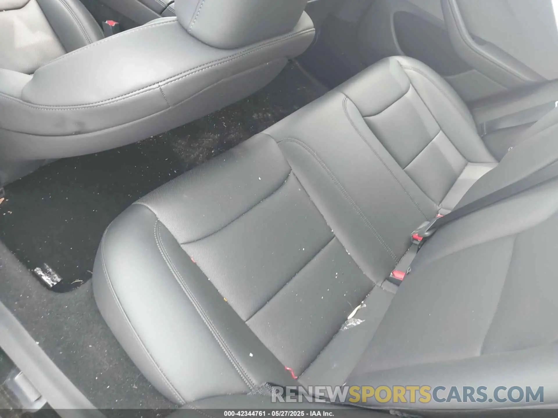 8 fotografías del automóvil dañado 5YJ3E1EAXRF859469 TESLA MODEL 3 2024