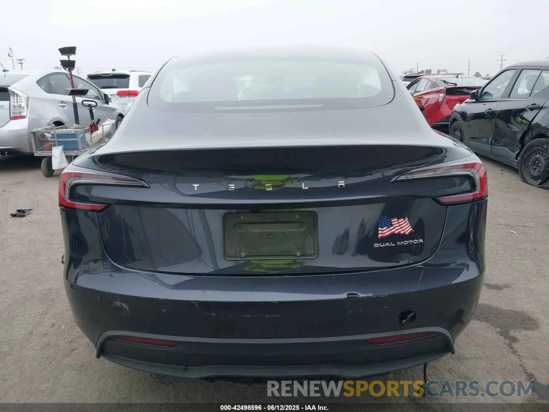 17 fotografías del automóvil dañado 5YJ3E1EB0RF735588 TESLA MODEL 3 2024