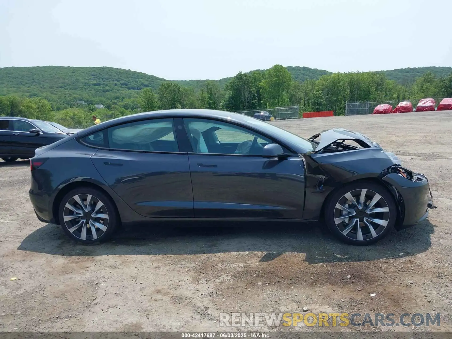 13 fotografías del automóvil dañado 5YJ3E1EB0RF766260 TESLA MODEL 3 2024