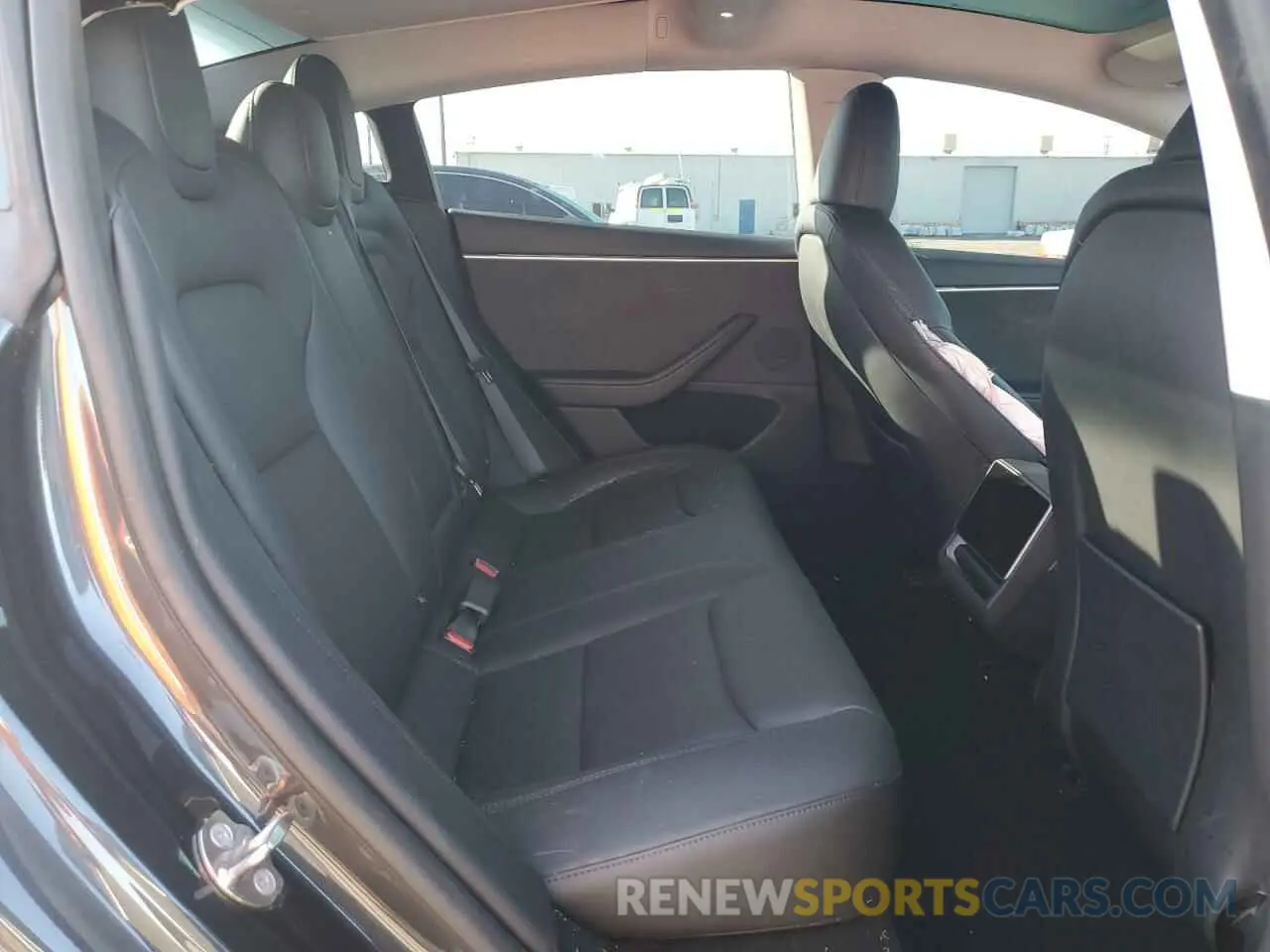 11 fotografías del automóvil dañado 5YJ3E1EB0RF786783 TESLA MODEL 3 2024