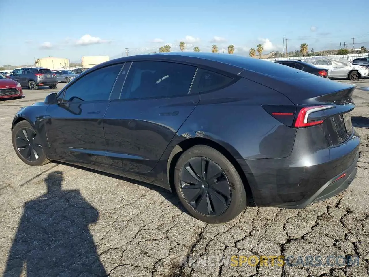 2 fotografías del automóvil dañado 5YJ3E1EB0RF786783 TESLA MODEL 3 2024