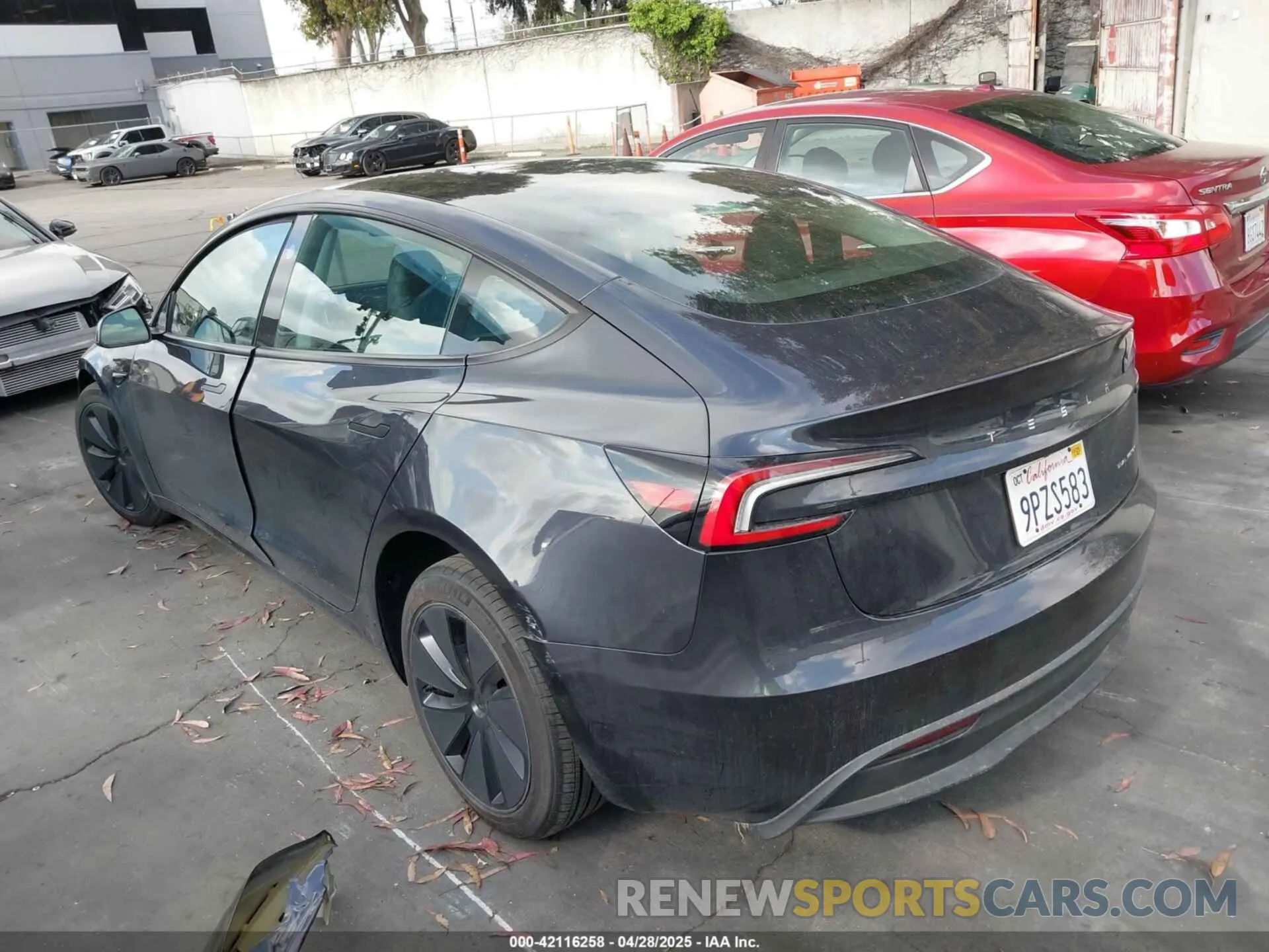 3 fotografías del automóvil dañado 5YJ3E1EB0RF812167 TESLA MODEL 3 2024