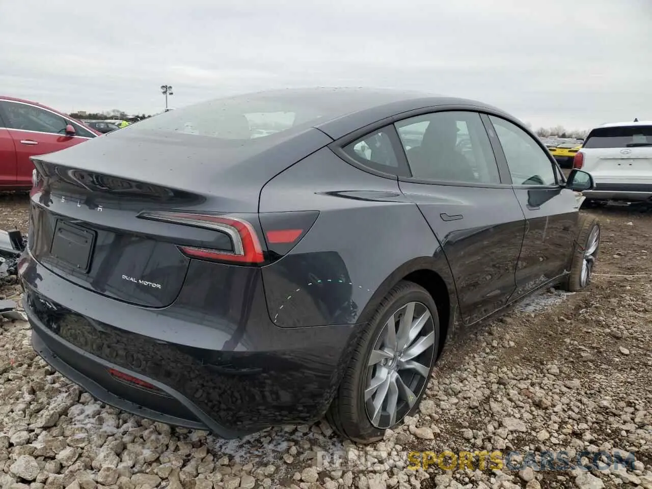 3 fotografías del automóvil dañado 5YJ3E1EB0RF817479 TESLA MODEL 3 2024