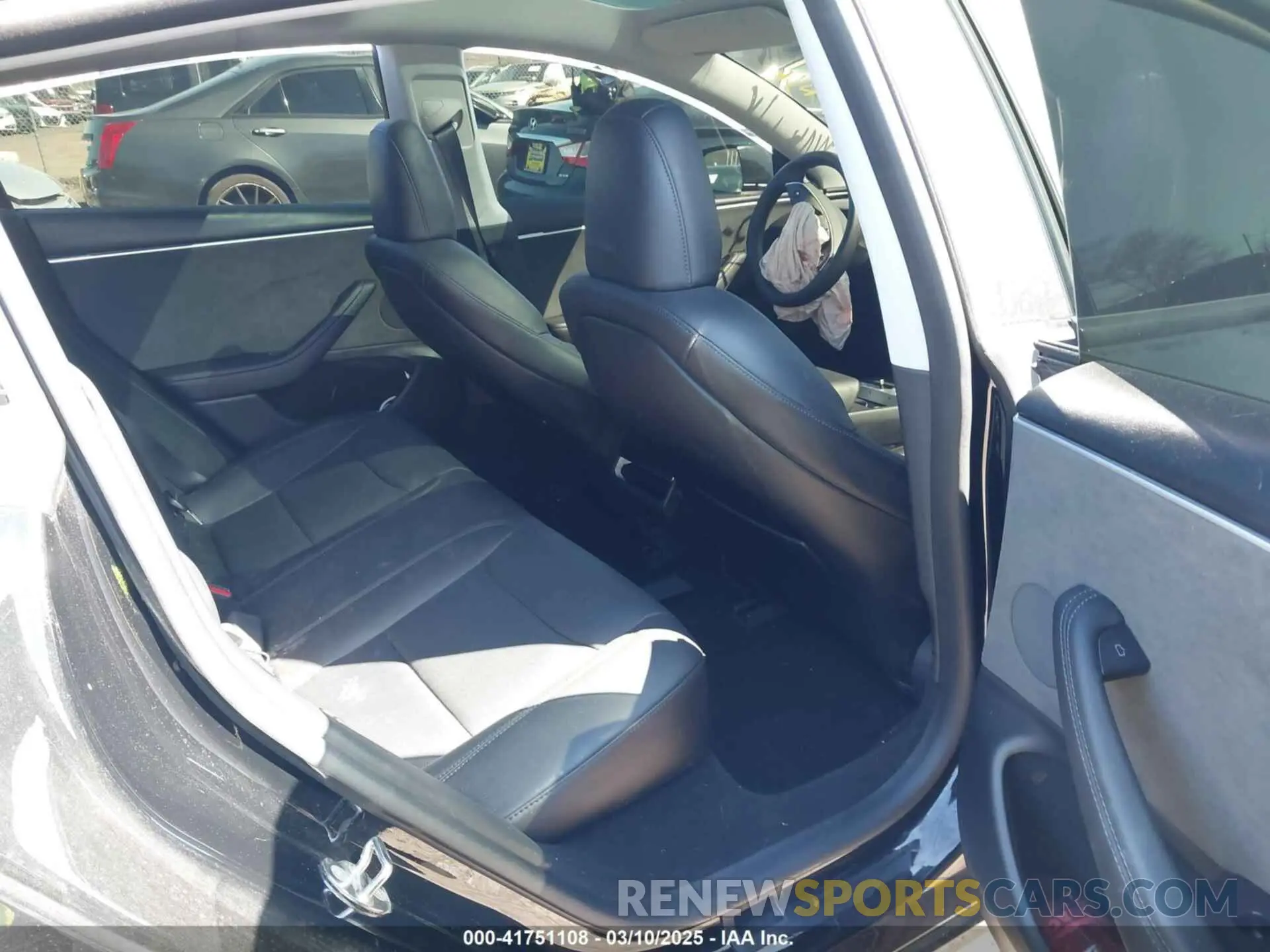 8 fotografías del automóvil dañado 5YJ3E1EB1RF730416 TESLA MODEL 3 2024