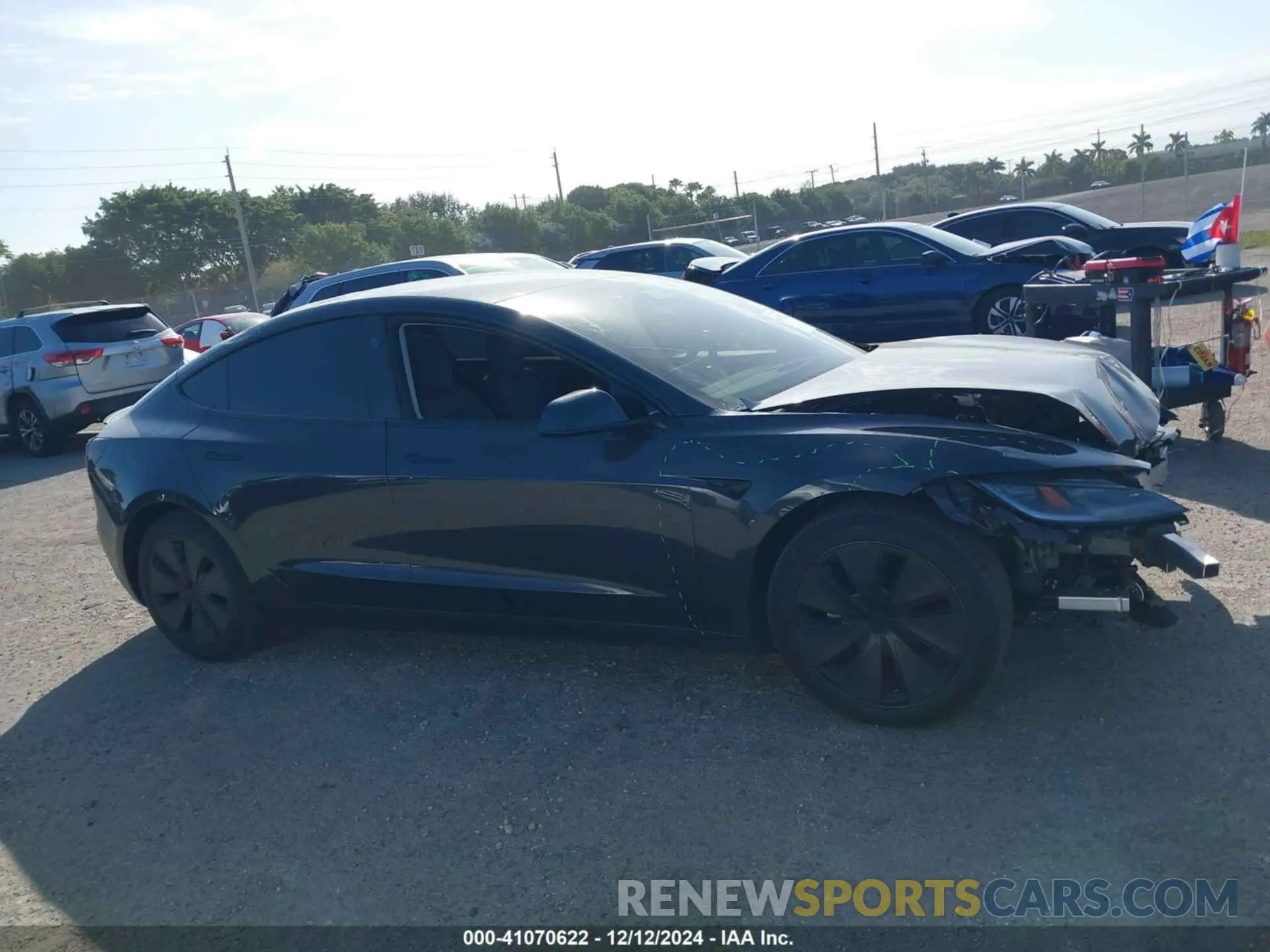 13 fotografías del automóvil dañado 5YJ3E1EB1RF732912 TESLA MODEL 3 2024