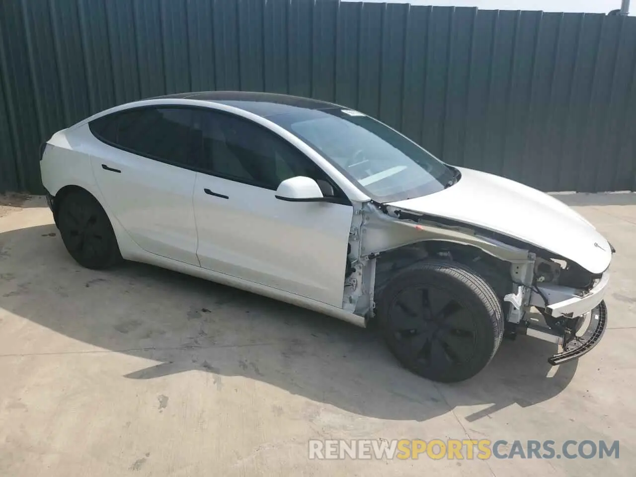 4 fotografías del automóvil dañado 5YJ3E1EB1RF755266 TESLA MODEL 3 2024