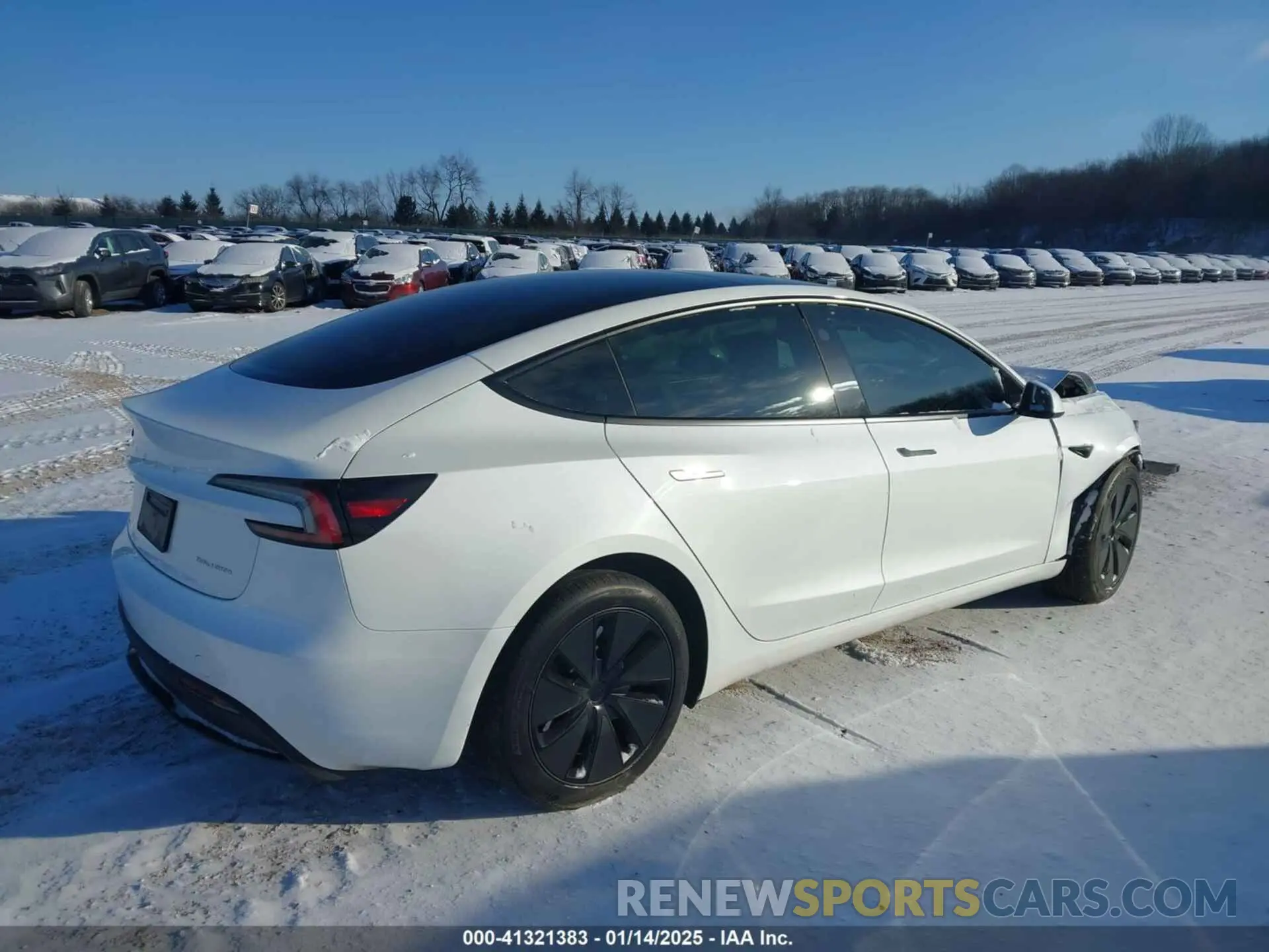 4 fotografías del automóvil dañado 5YJ3E1EB1RF755980 TESLA MODEL 3 2024