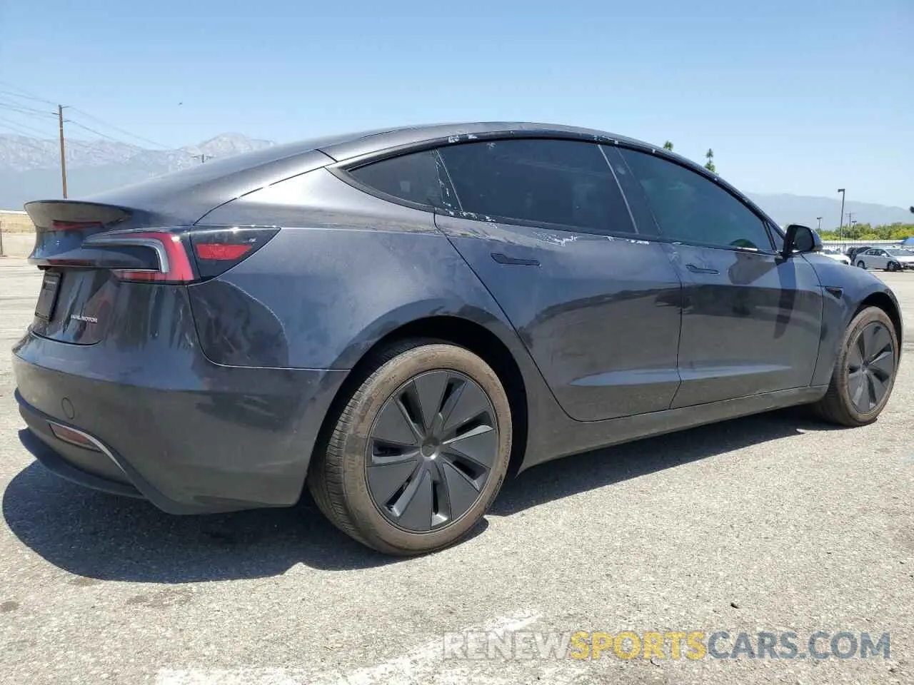 3 fotografías del automóvil dañado 5YJ3E1EB1RF793760 TESLA MODEL 3 2024