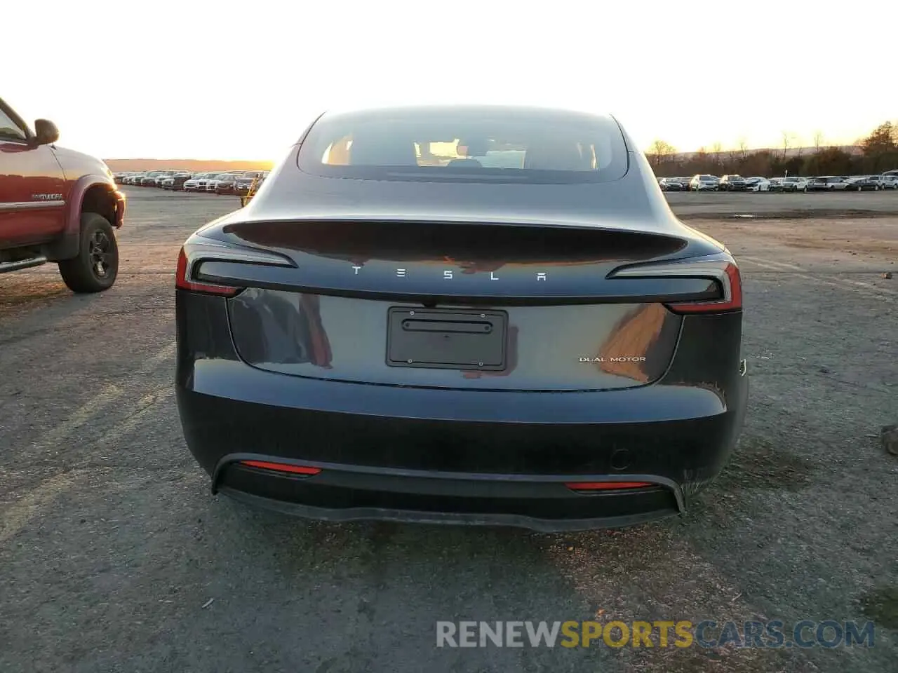 6 fotografías del automóvil dañado 5YJ3E1EB1RF828734 TESLA MODEL 3 2024