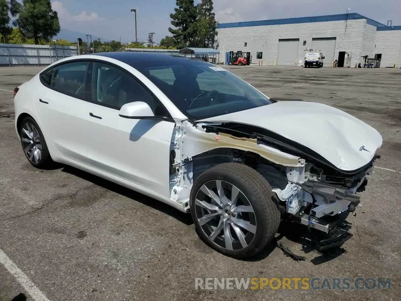 4 fotografías del automóvil dañado 5YJ3E1EB2RF732711 TESLA MODEL 3 2024