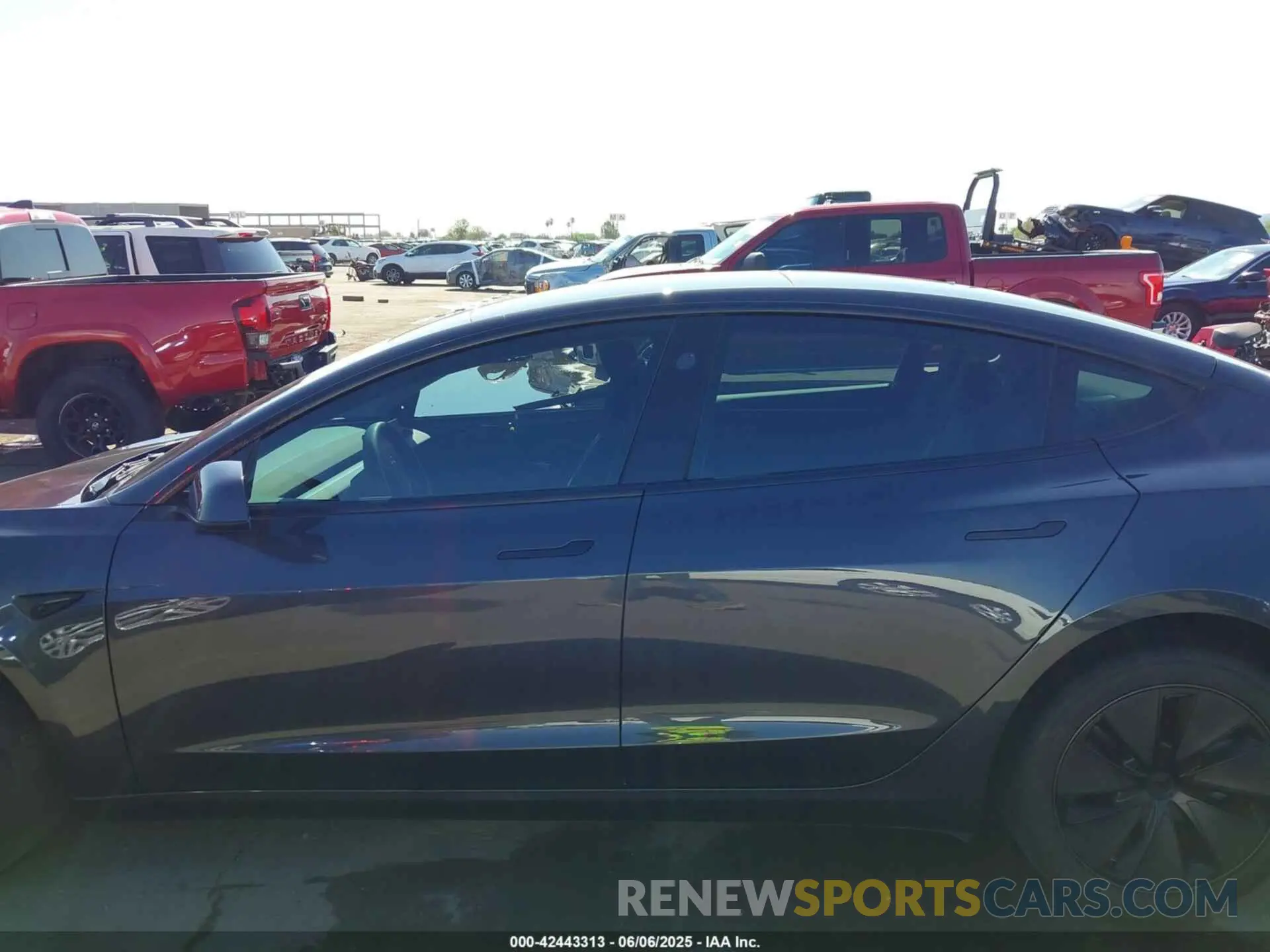 14 fotografías del automóvil dañado 5YJ3E1EB2RF735592 TESLA MODEL 3 2024