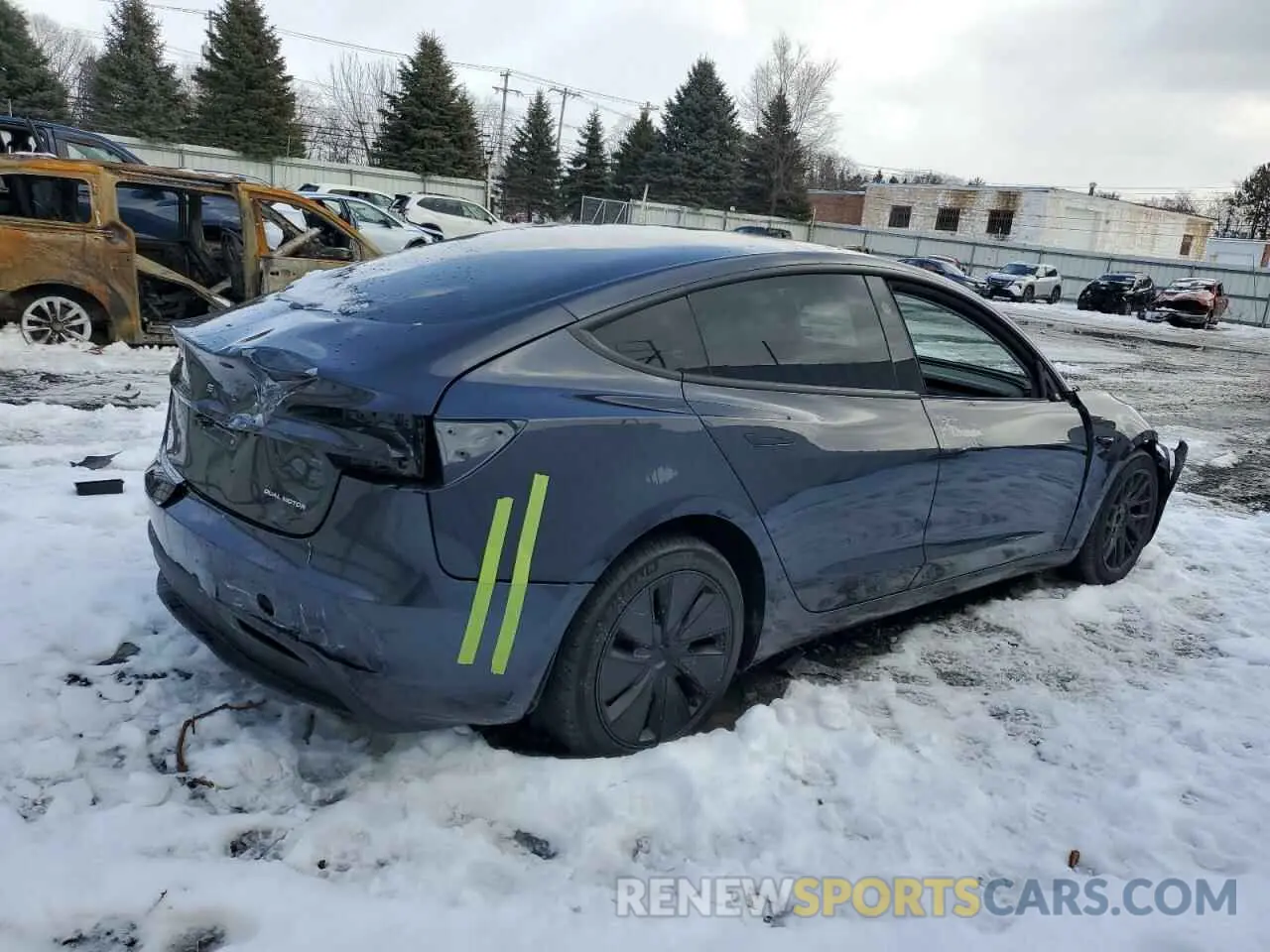 3 fotografías del automóvil dañado 5YJ3E1EB2RF769628 TESLA MODEL 3 2024