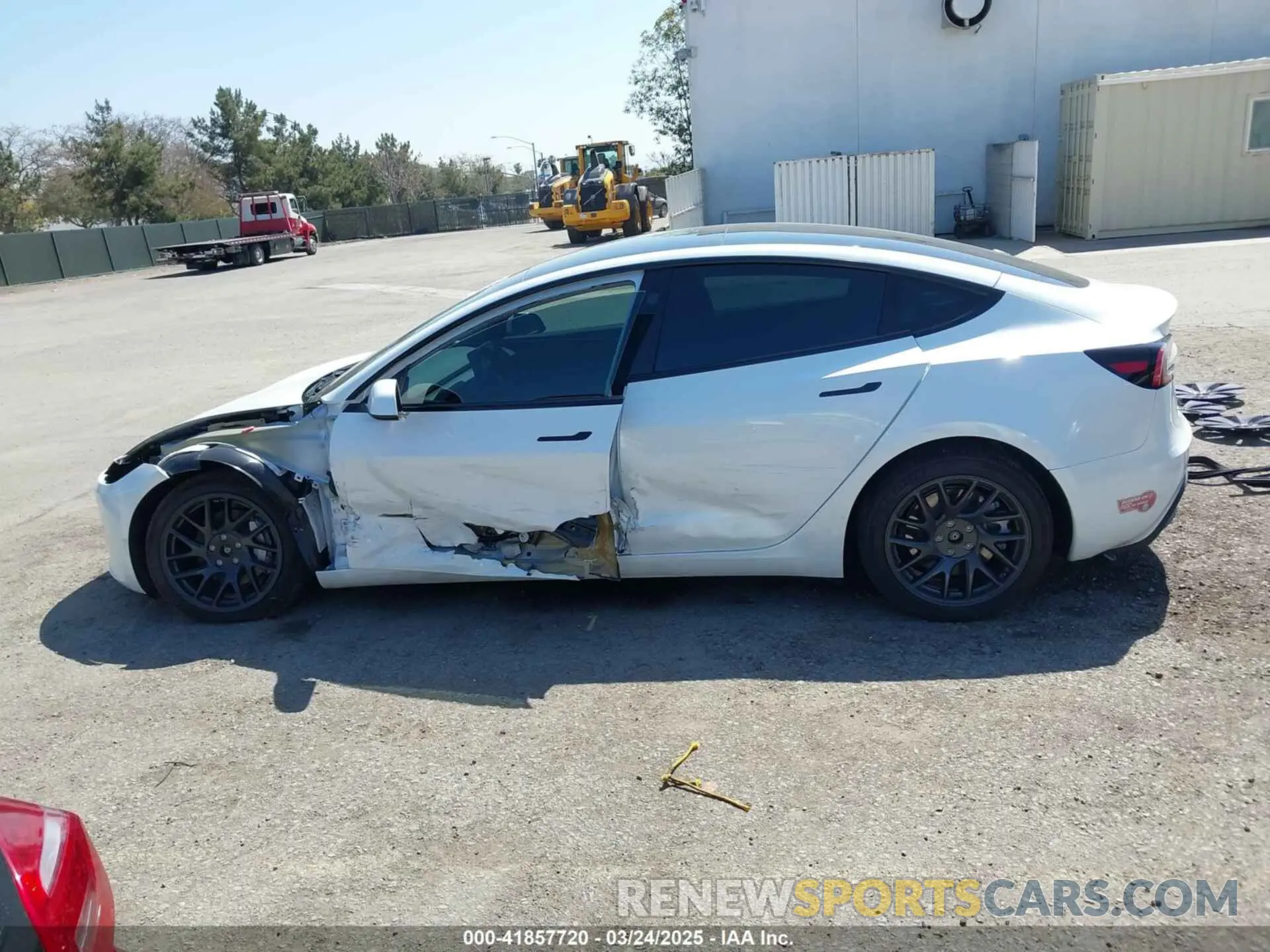 15 fotografías del automóvil dañado 5YJ3E1EB2RF773730 TESLA MODEL 3 2024