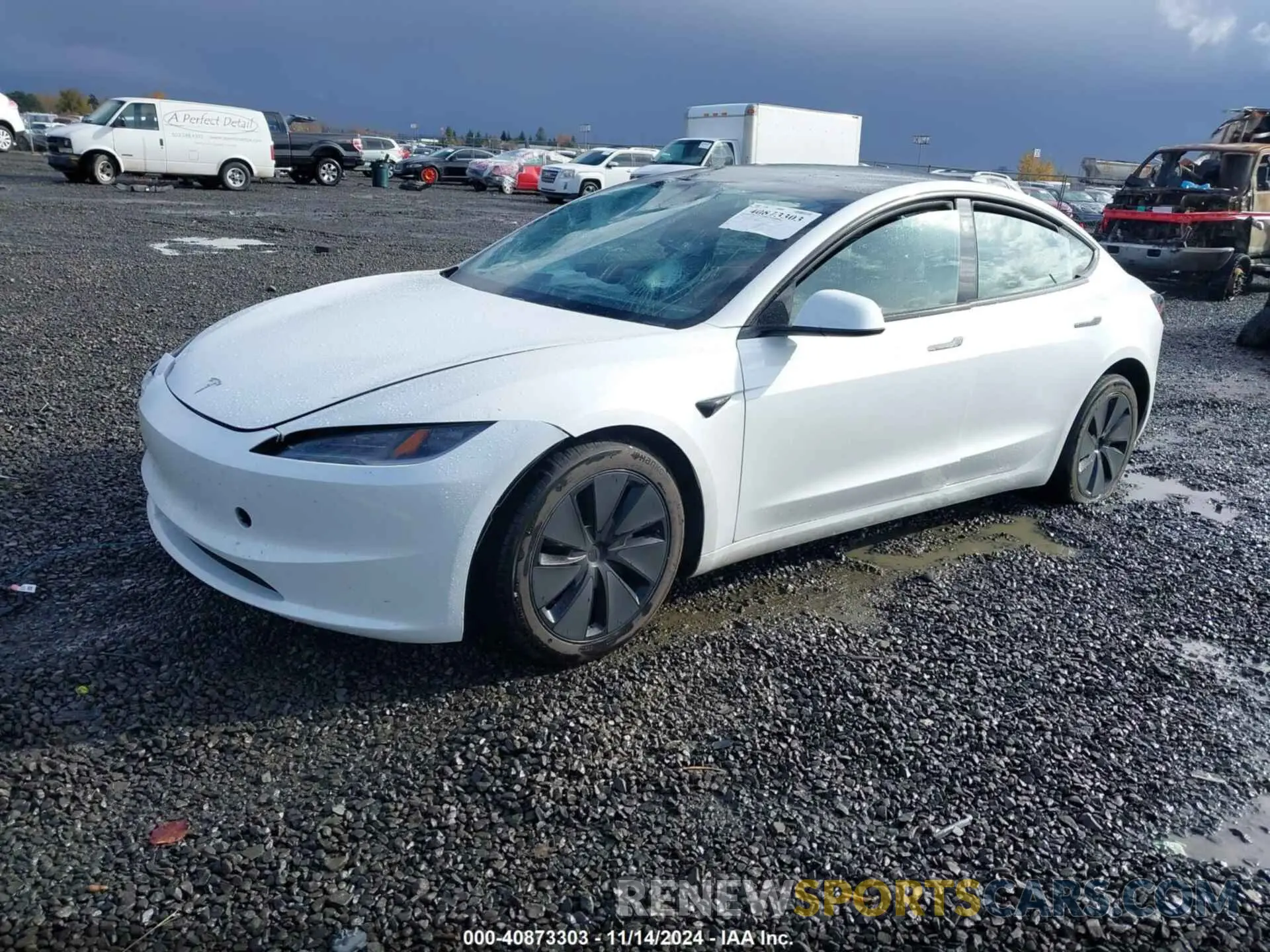 2 fotografías del automóvil dañado 5YJ3E1EB2RF799986 TESLA MODEL 3 2024