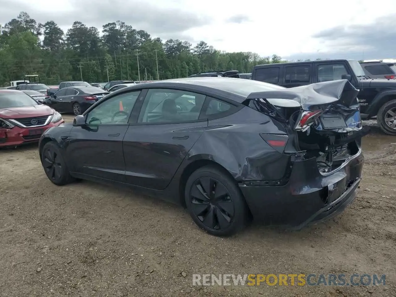 2 fotografías del automóvil dañado 5YJ3E1EB2RF825213 TESLA MODEL 3 2024