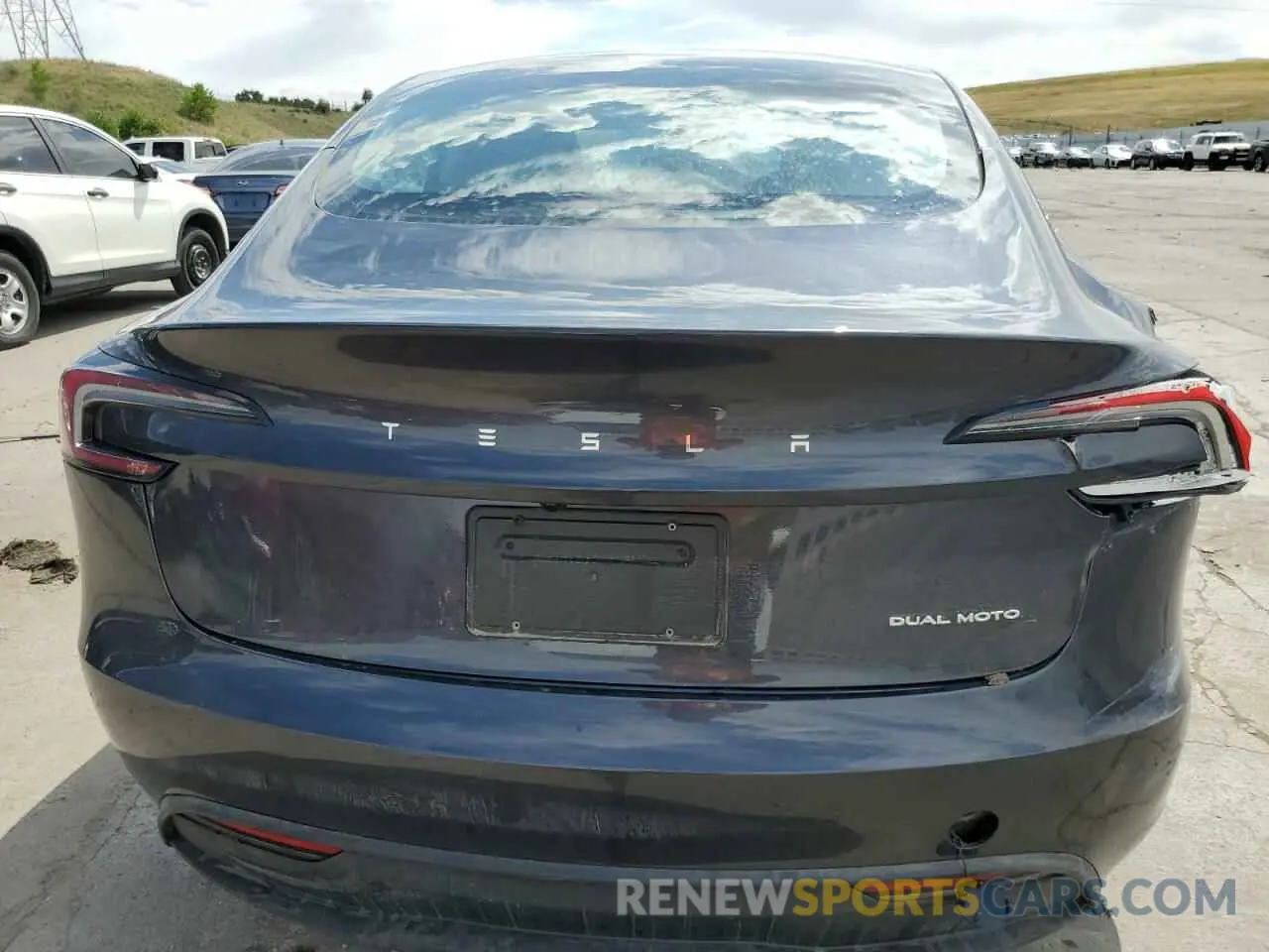 6 fotografías del automóvil dañado 5YJ3E1EB3RF758668 TESLA MODEL 3 2024