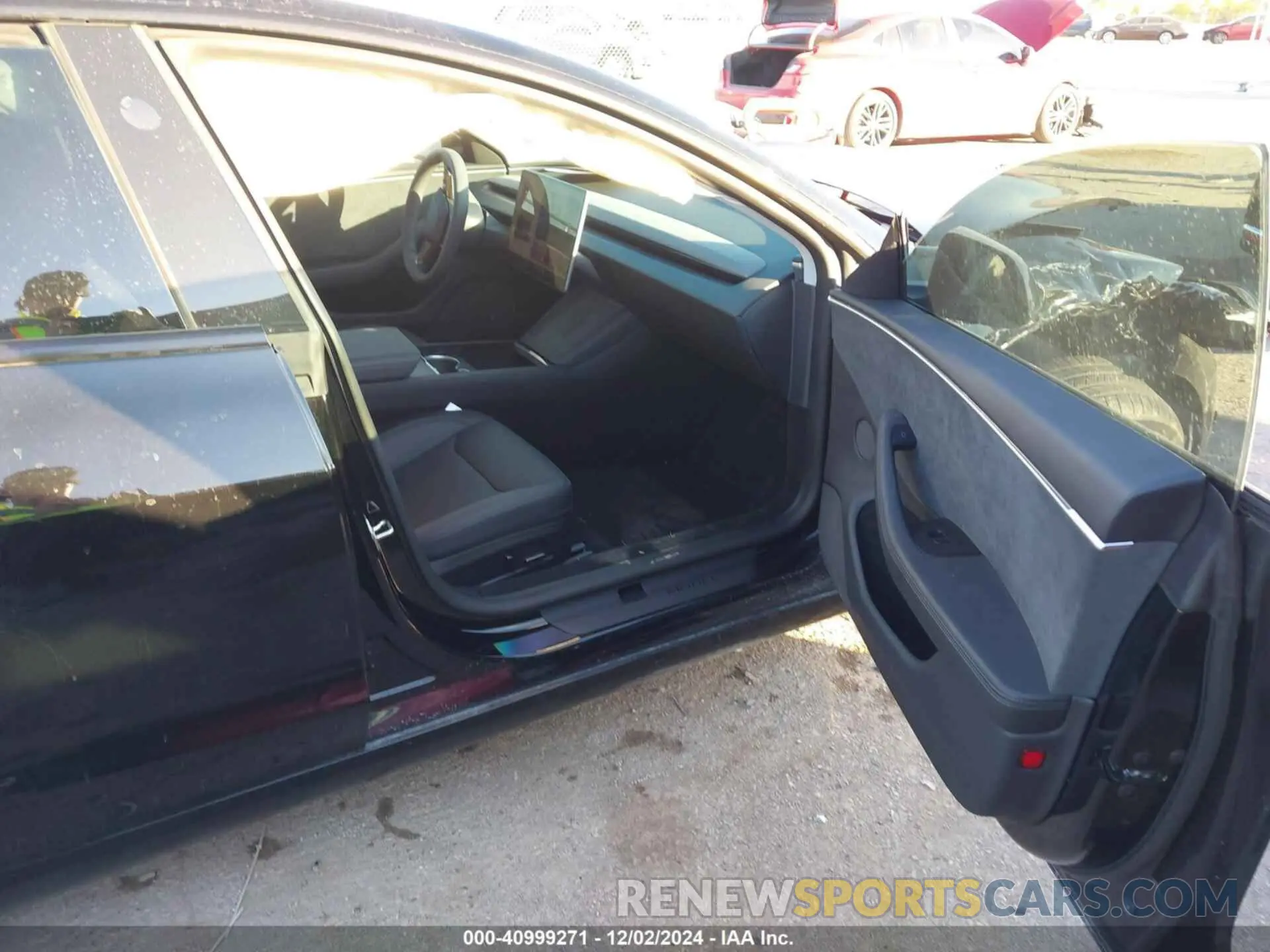 5 fotografías del automóvil dañado 5YJ3E1EB3RF800644 TESLA MODEL 3 2024