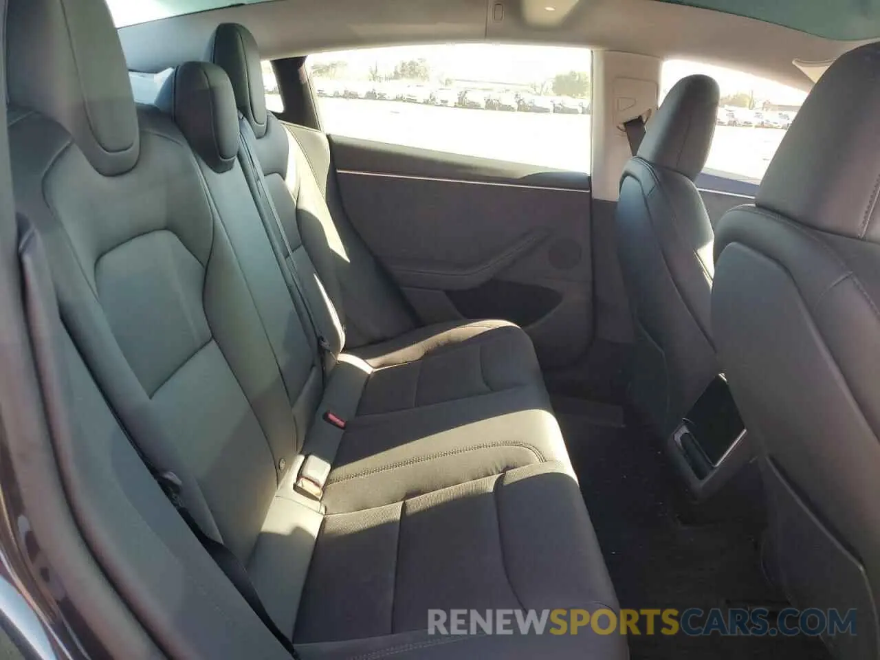 10 fotografías del automóvil dañado 5YJ3E1EB3RF834793 TESLA MODEL 3 2024